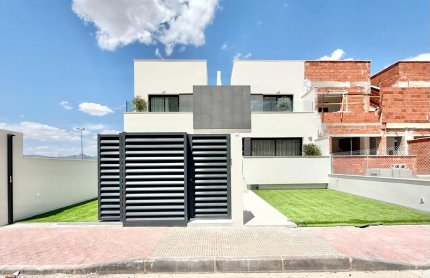 Townhouse - New Build - Cox - San Fernando