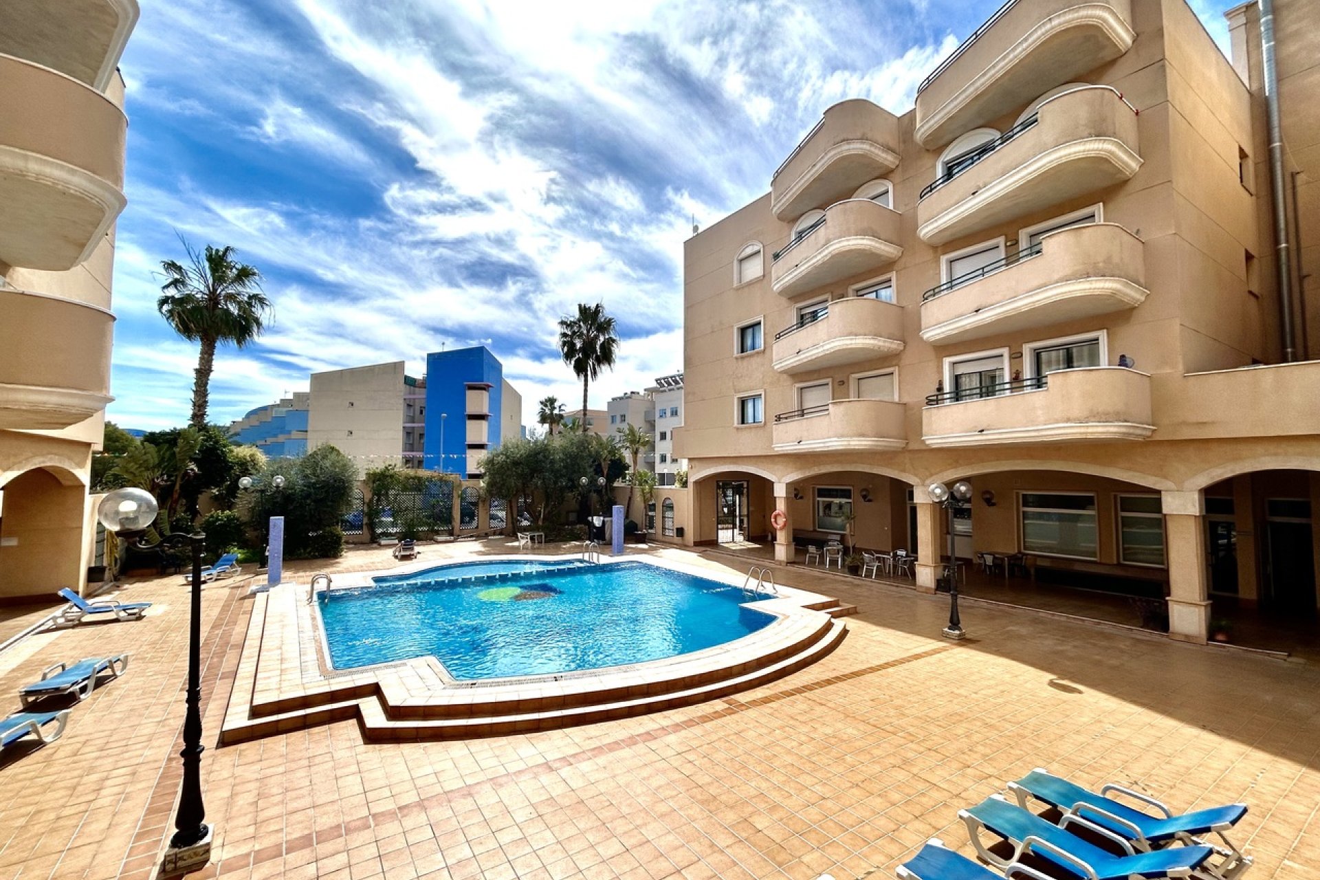 Videresalg - Apartment - Cabo Roig
