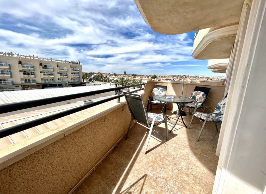 Videresalg - Apartment - Cabo Roig