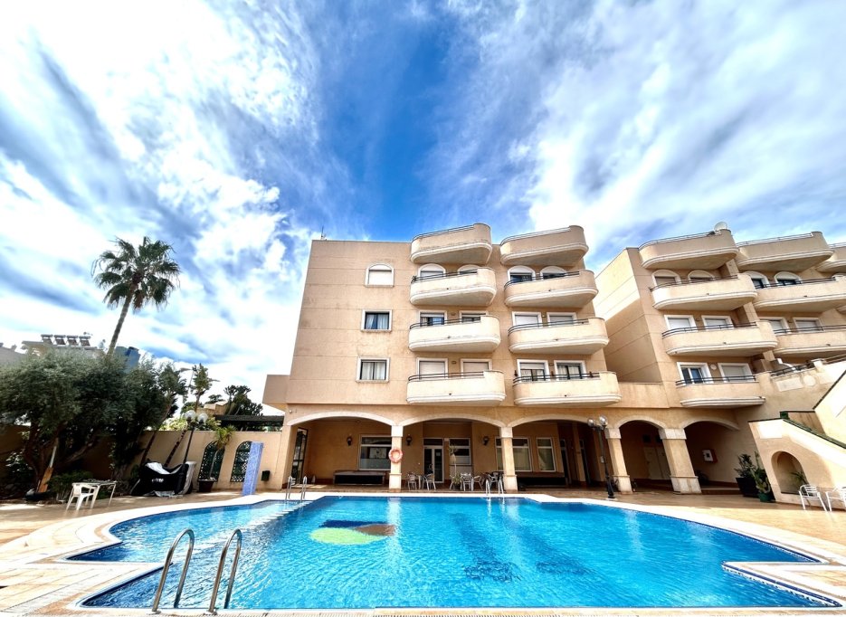 Videresalg - Apartment - Cabo Roig