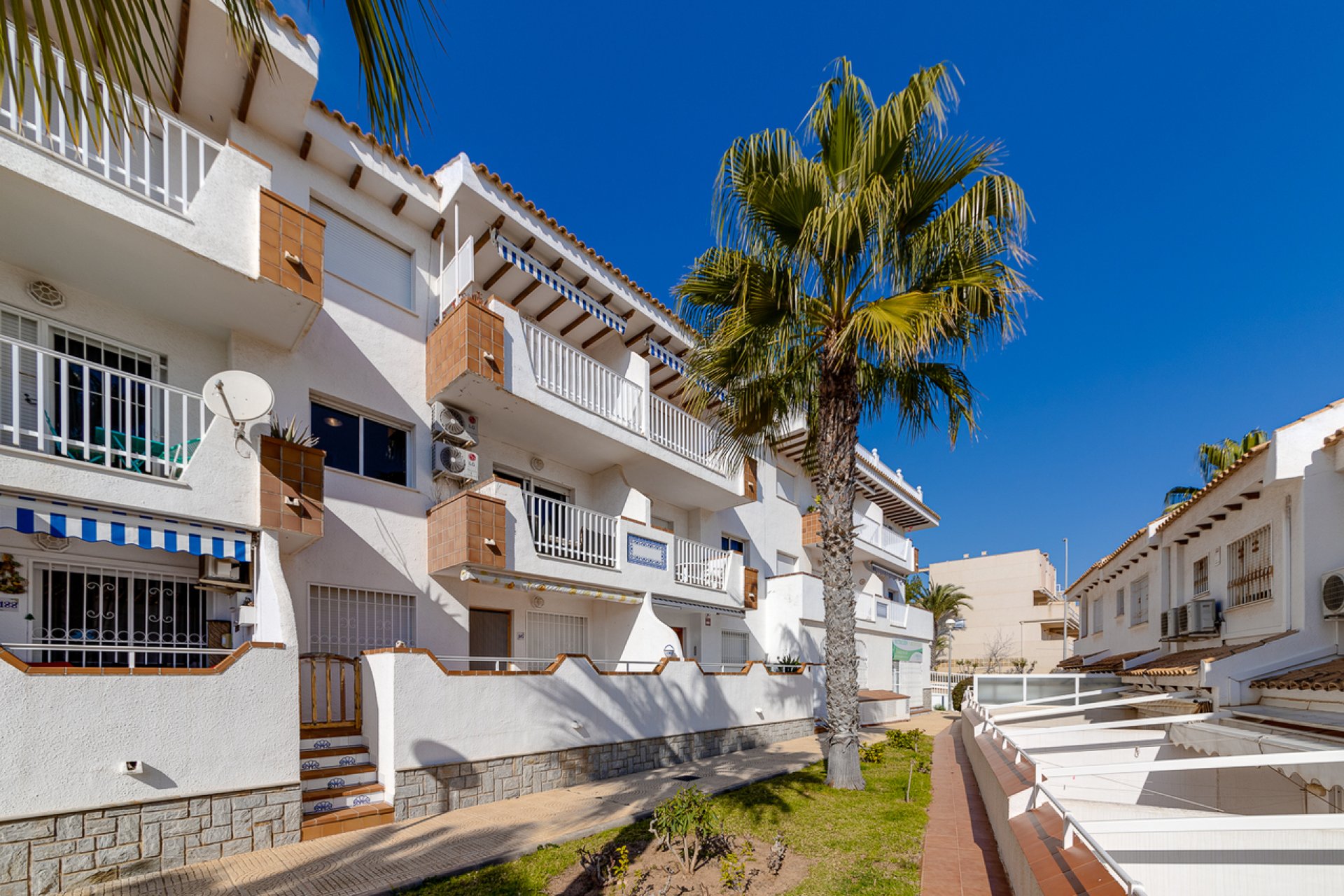 Videresalg - Apartment - Dehesa De Campoamor