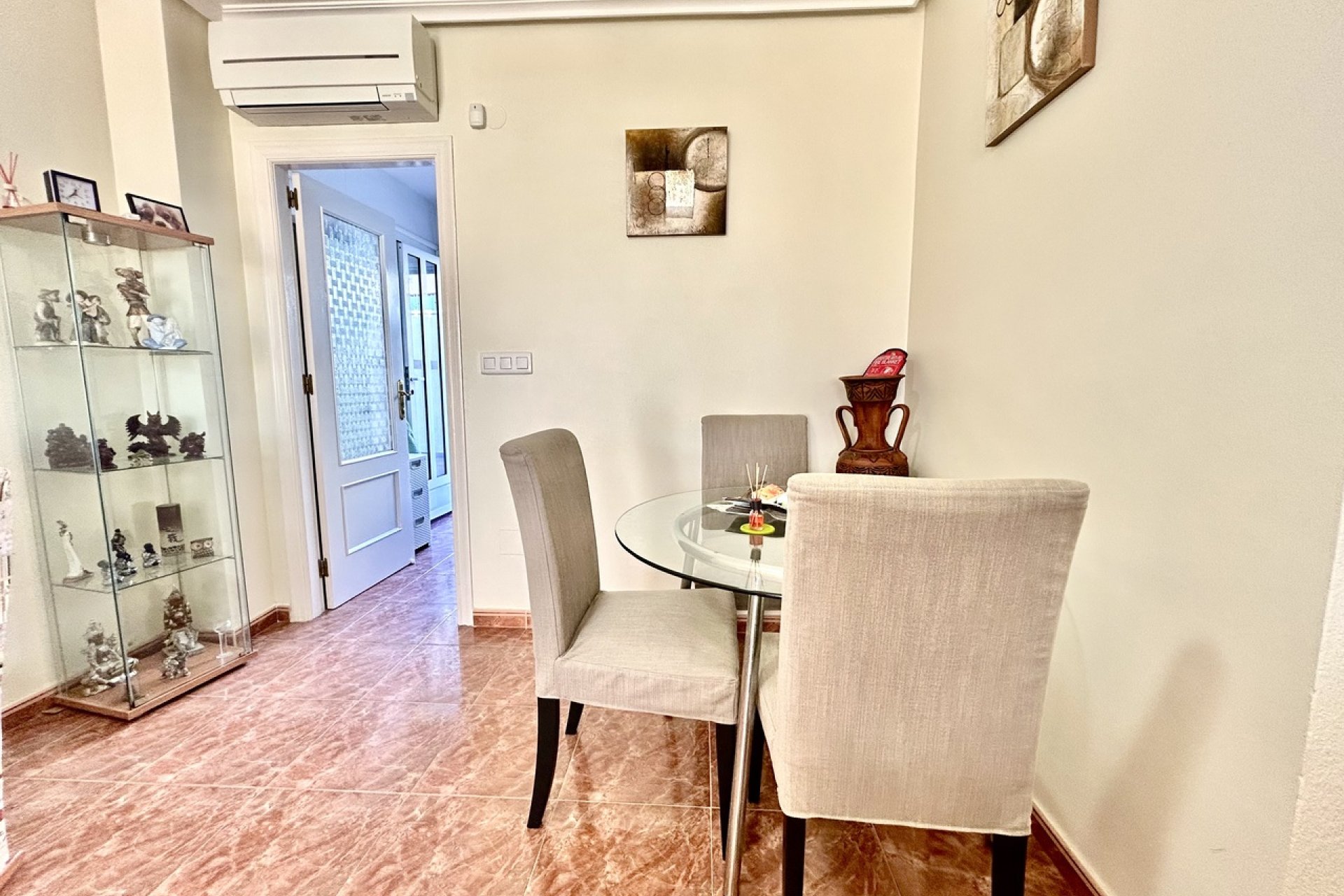 Videresalg - Apartment - La Zenia