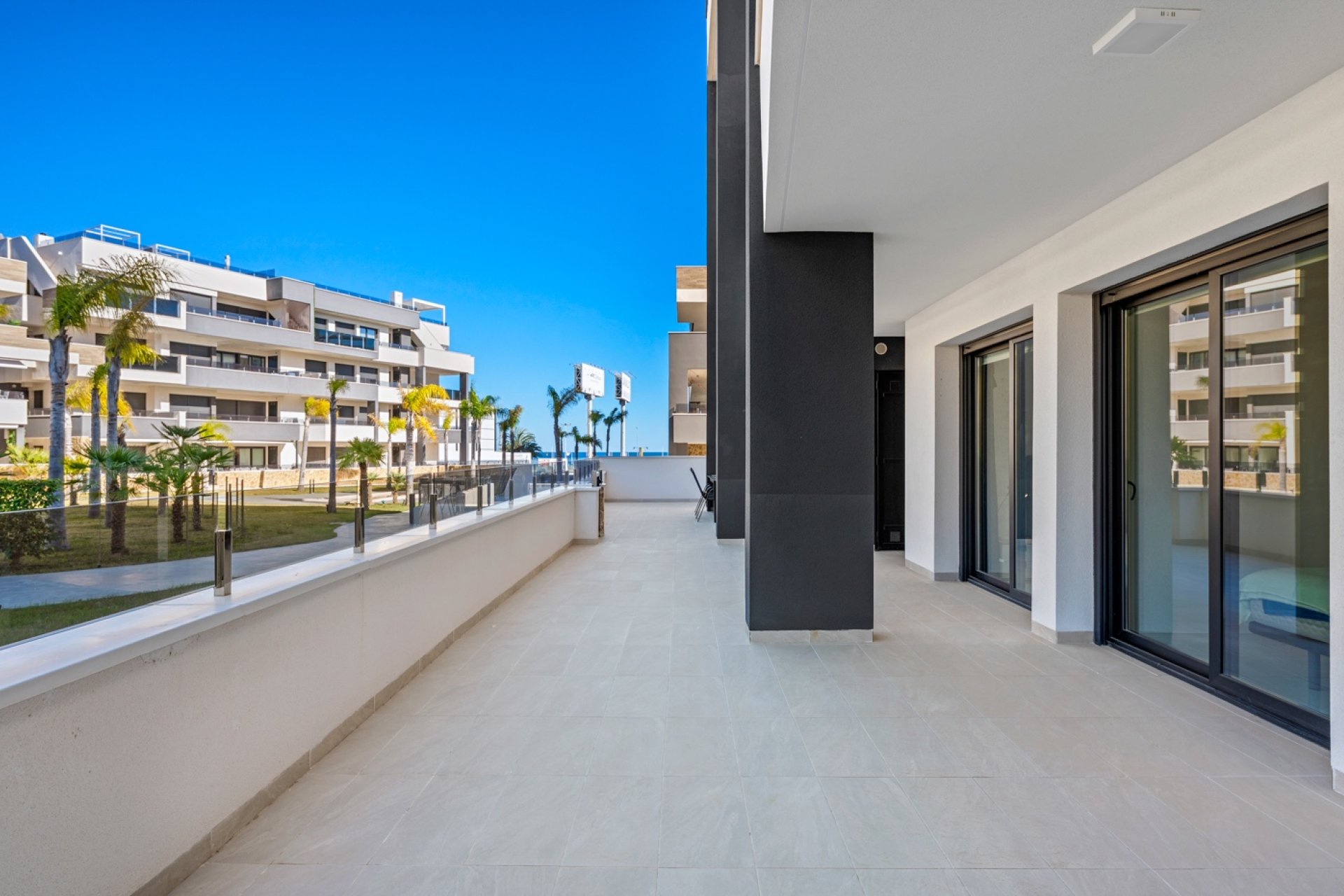 Videresalg - Apartment - Orihuela Costa - Playa Flamenca