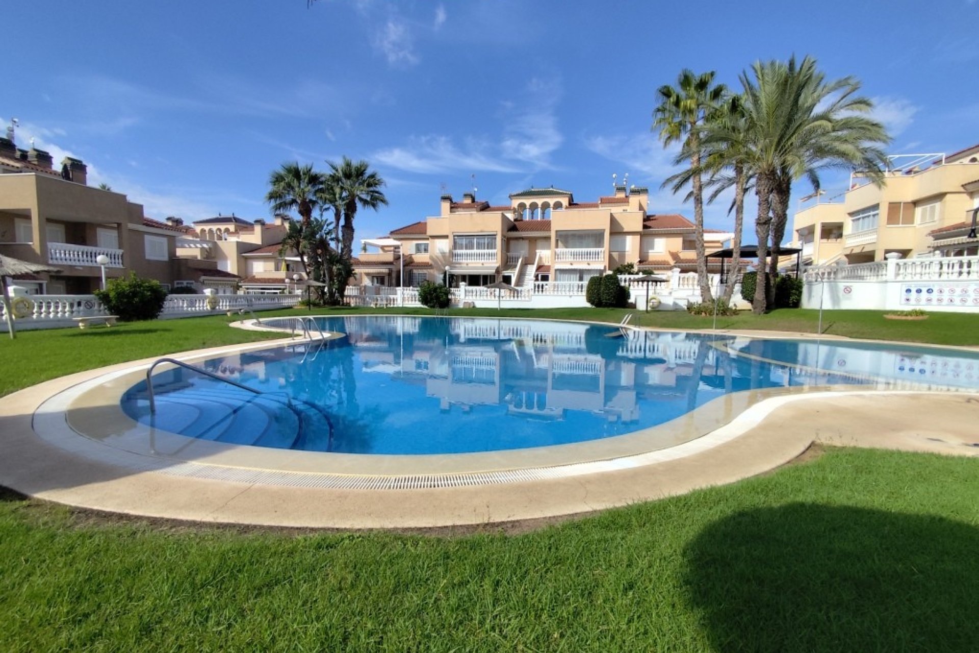 Videresalg - Apartment - Orihuela Costa