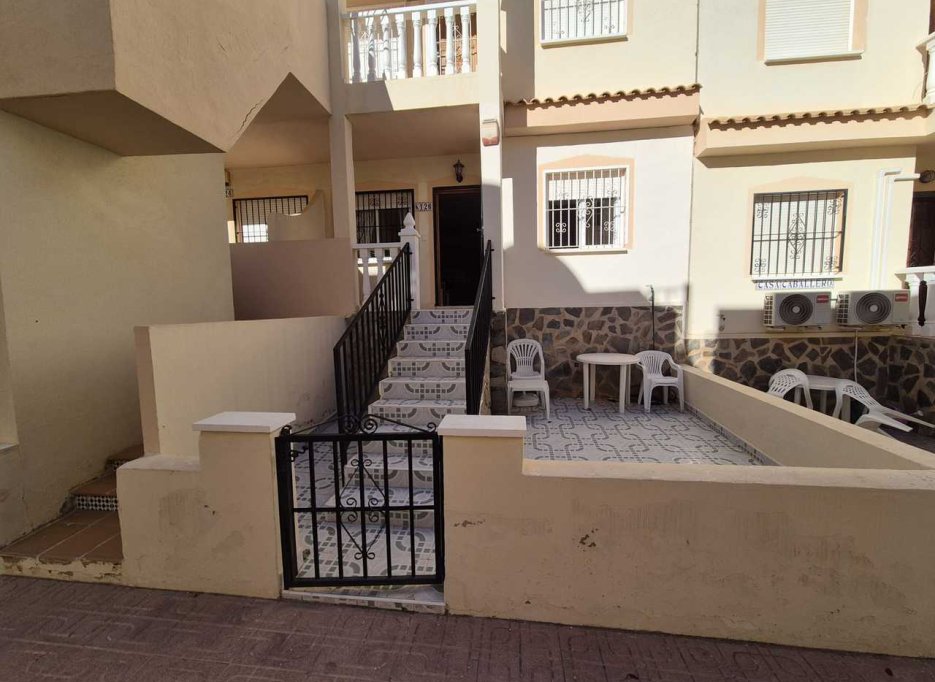 Videresalg - Apartment - Playa Flamenca