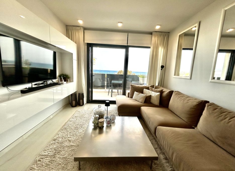 Videresalg - Apartment - Playa Flamenca