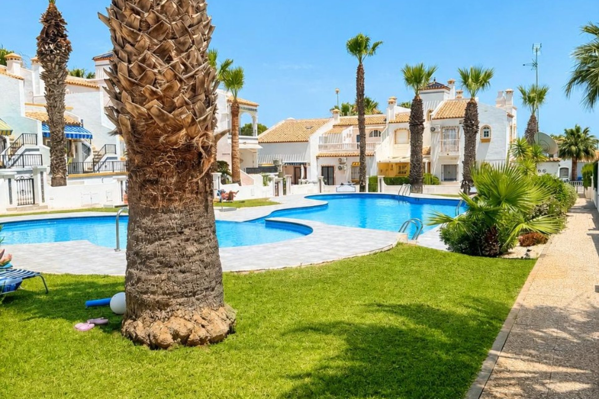 Videresalg - Apartment - Top Floor - Los Dolses