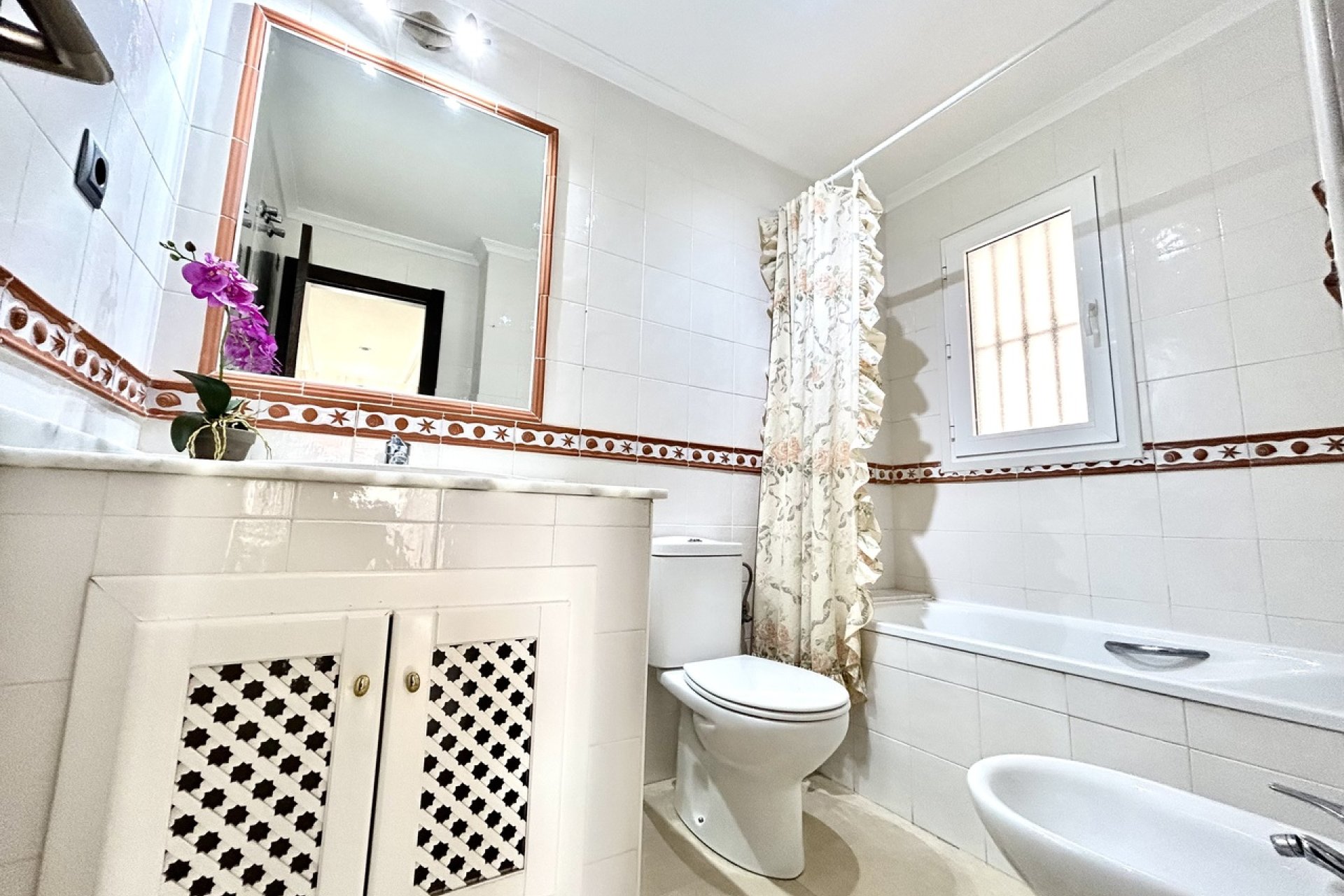 Videresalg - Apartment - Villamartín