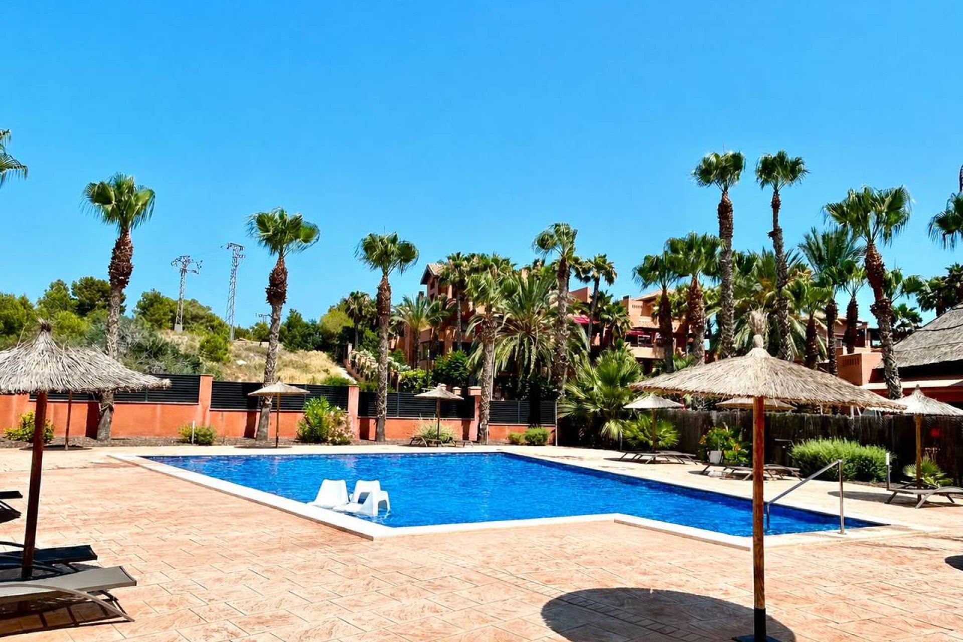 Videresalg - Apartment - Villamartín