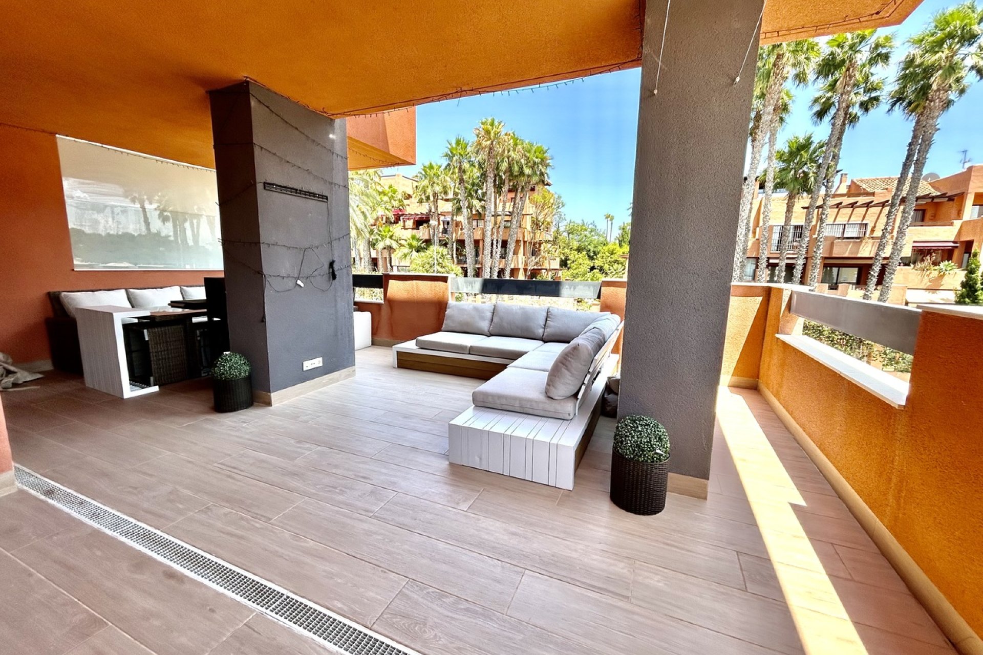 Videresalg - Apartment - Villamartín