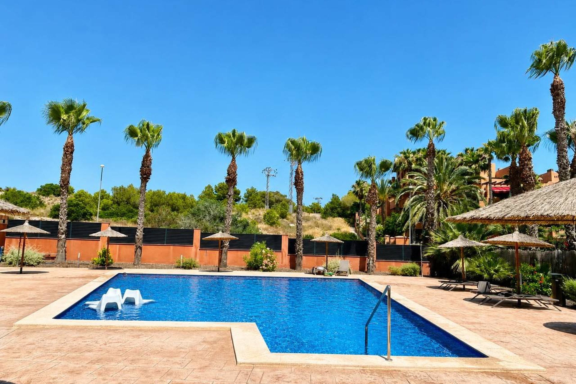 Videresalg - Apartment - Villamartín