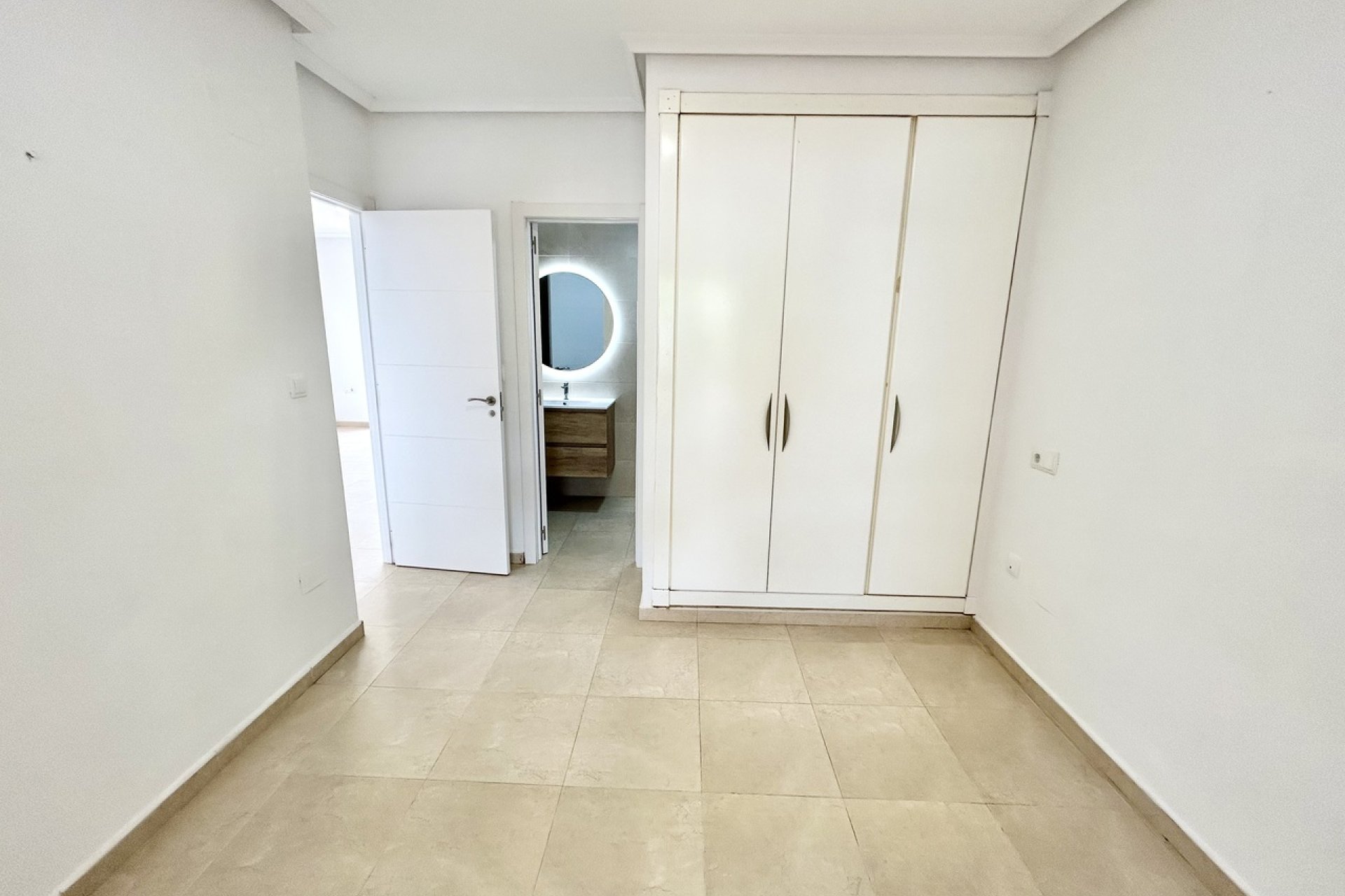 Videresalg - Apartment - Villamartín