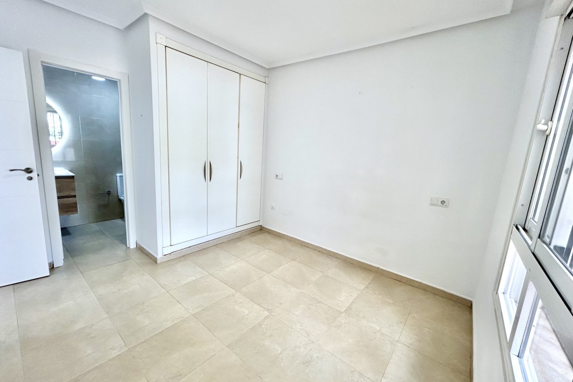 Videresalg - Apartment - Villamartín