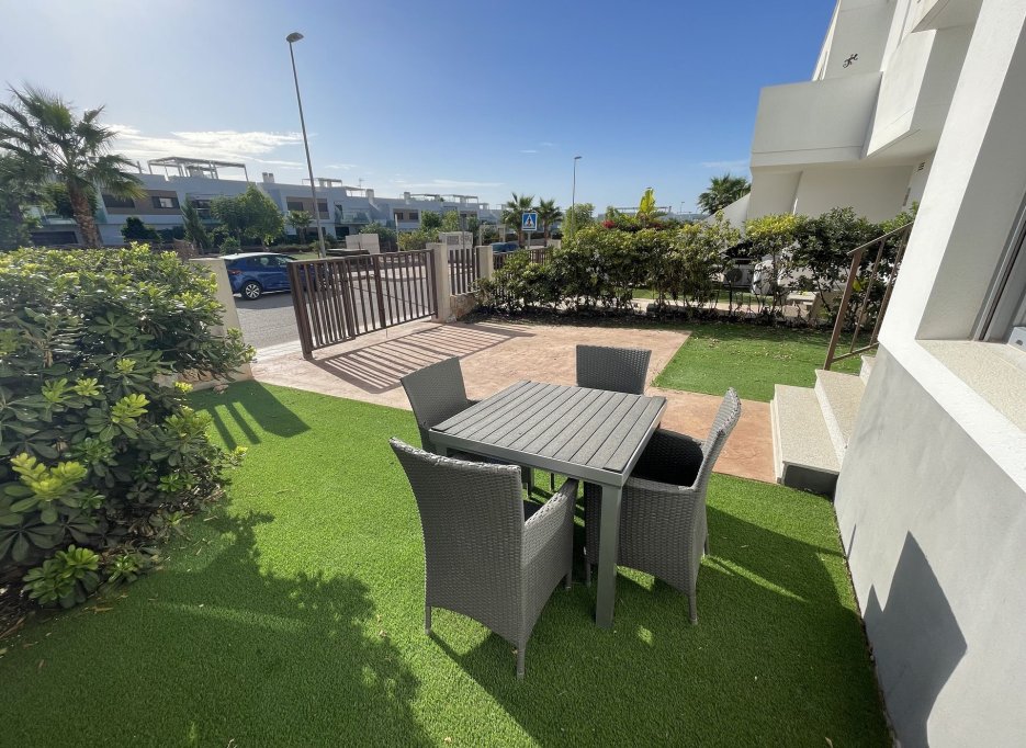 Videresalg - Apartment - Vistabella Golf