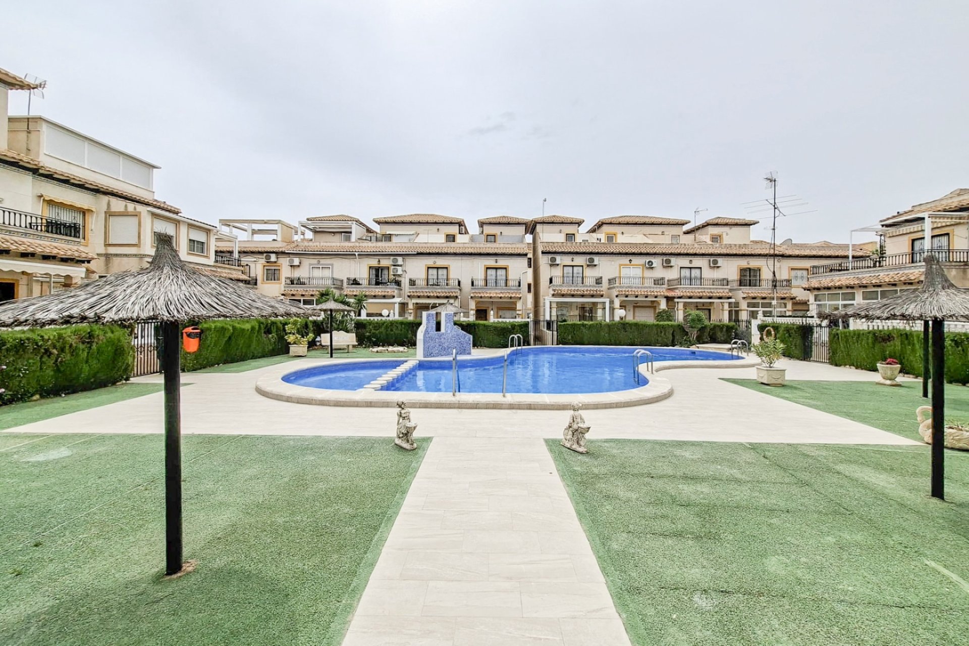 Videresalg - Bungalow - Orihuela Costa