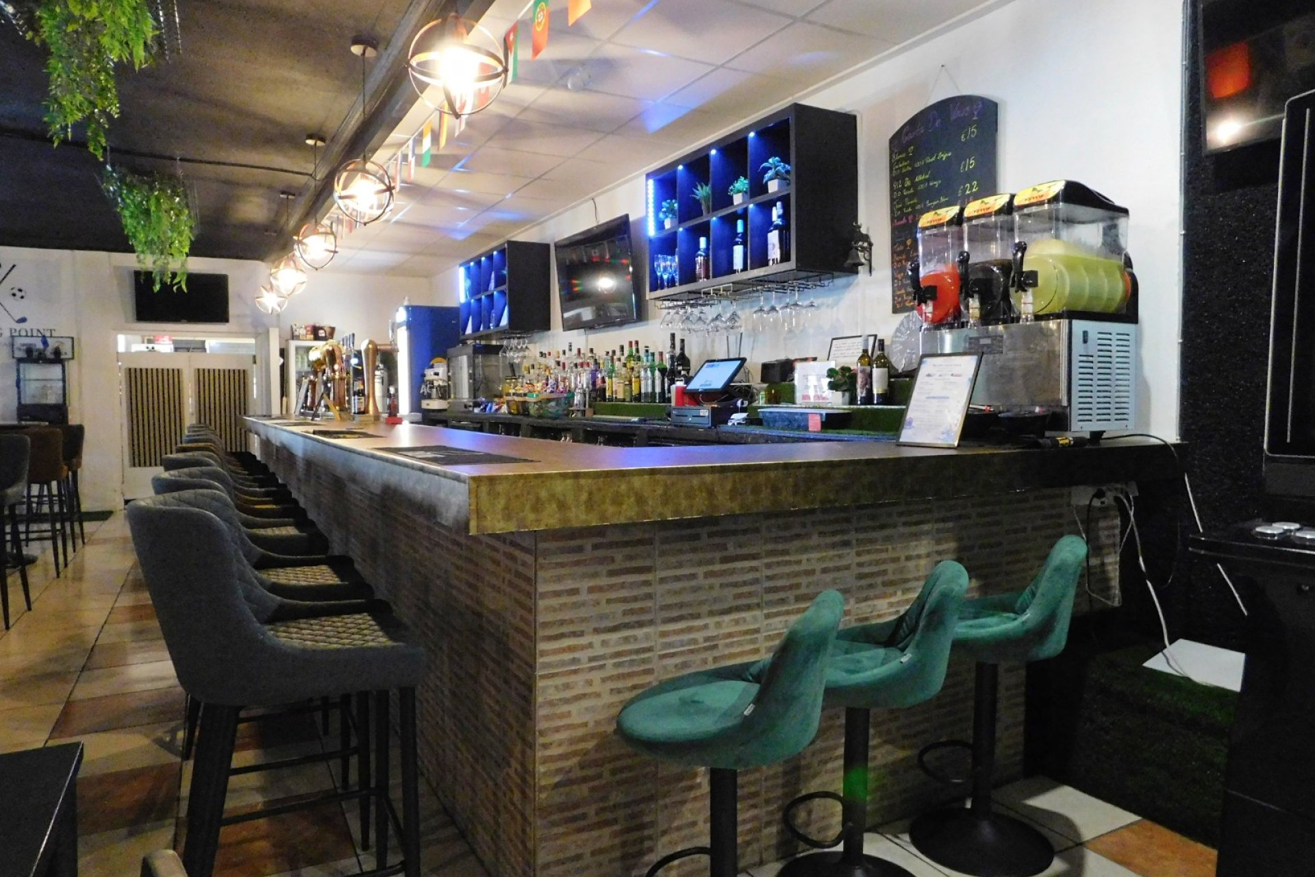 Videresalg - Commercial Unit - San Miguel de Salinas - San Miguel Salinas