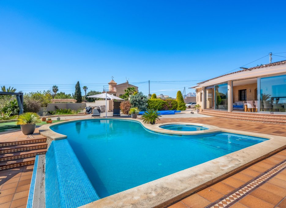 Videresalg - Country estate - Crevillente