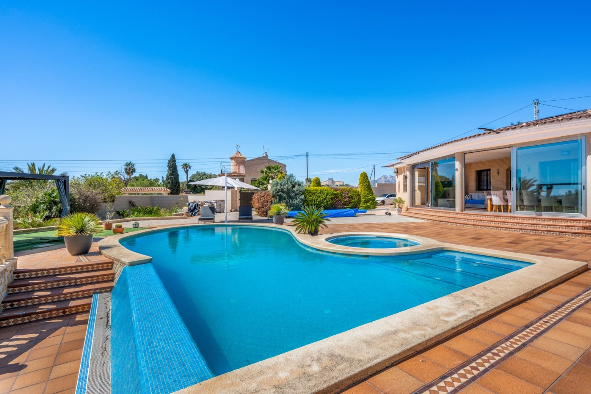 Videresalg - Country estate - Crevillente