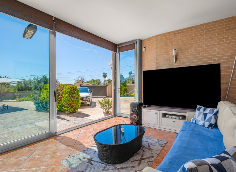 Videresalg - Country estate - Crevillente