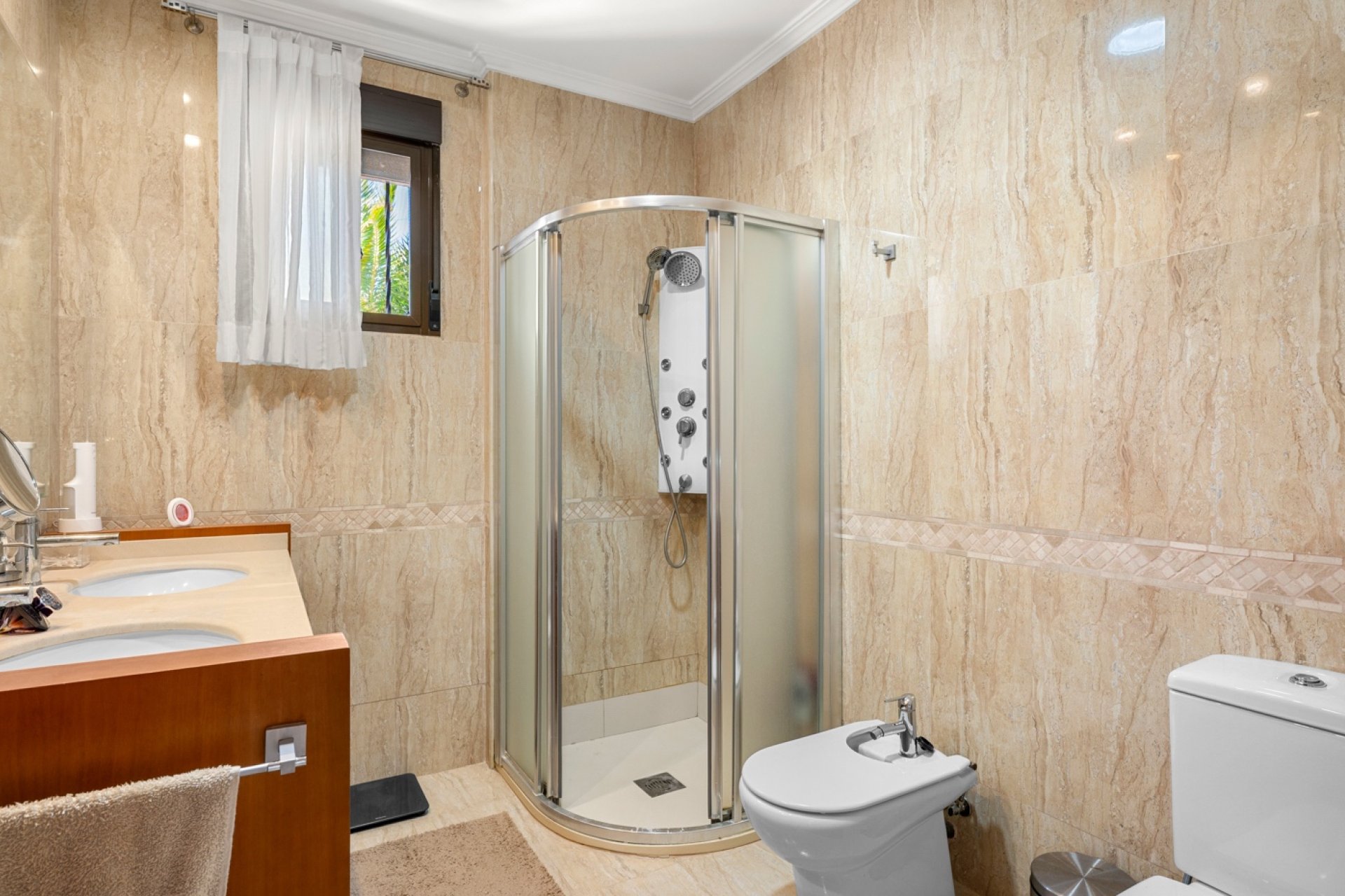 Videresalg - Country estate - Crevillente