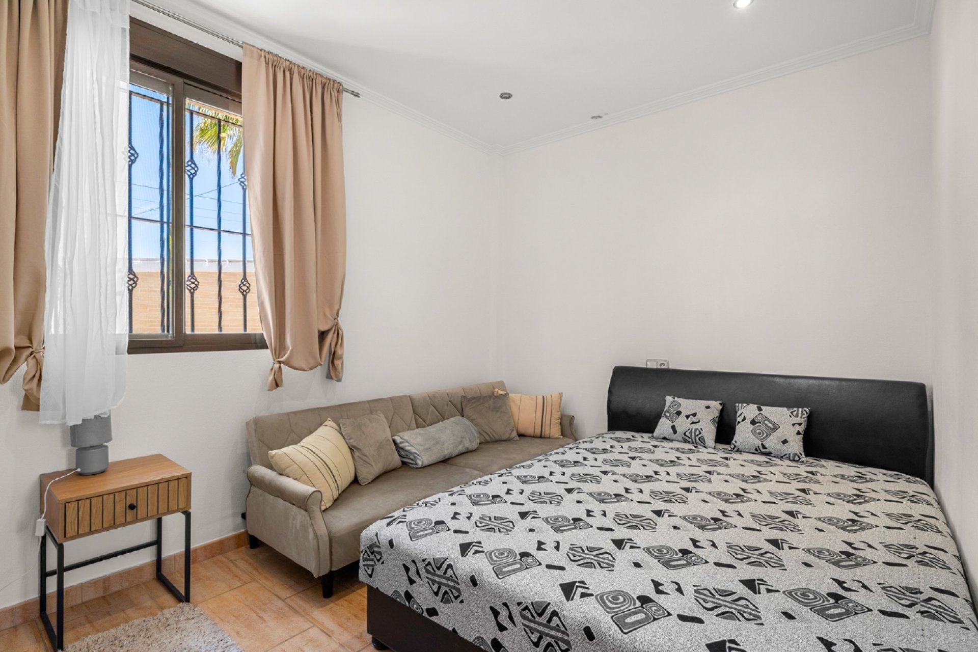 Videresalg - Country estate - Crevillente