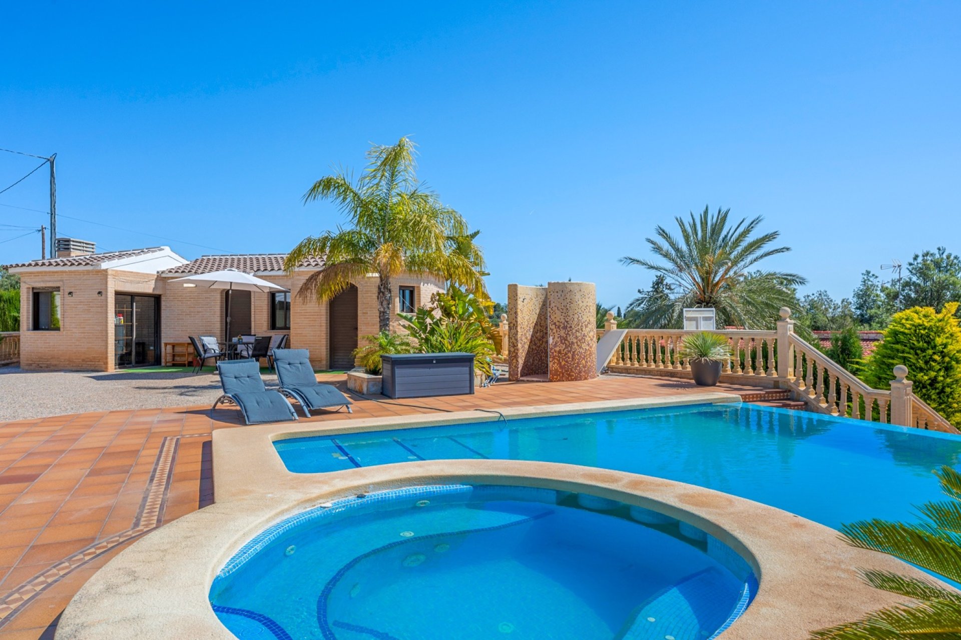 Videresalg - Country estate - Crevillente