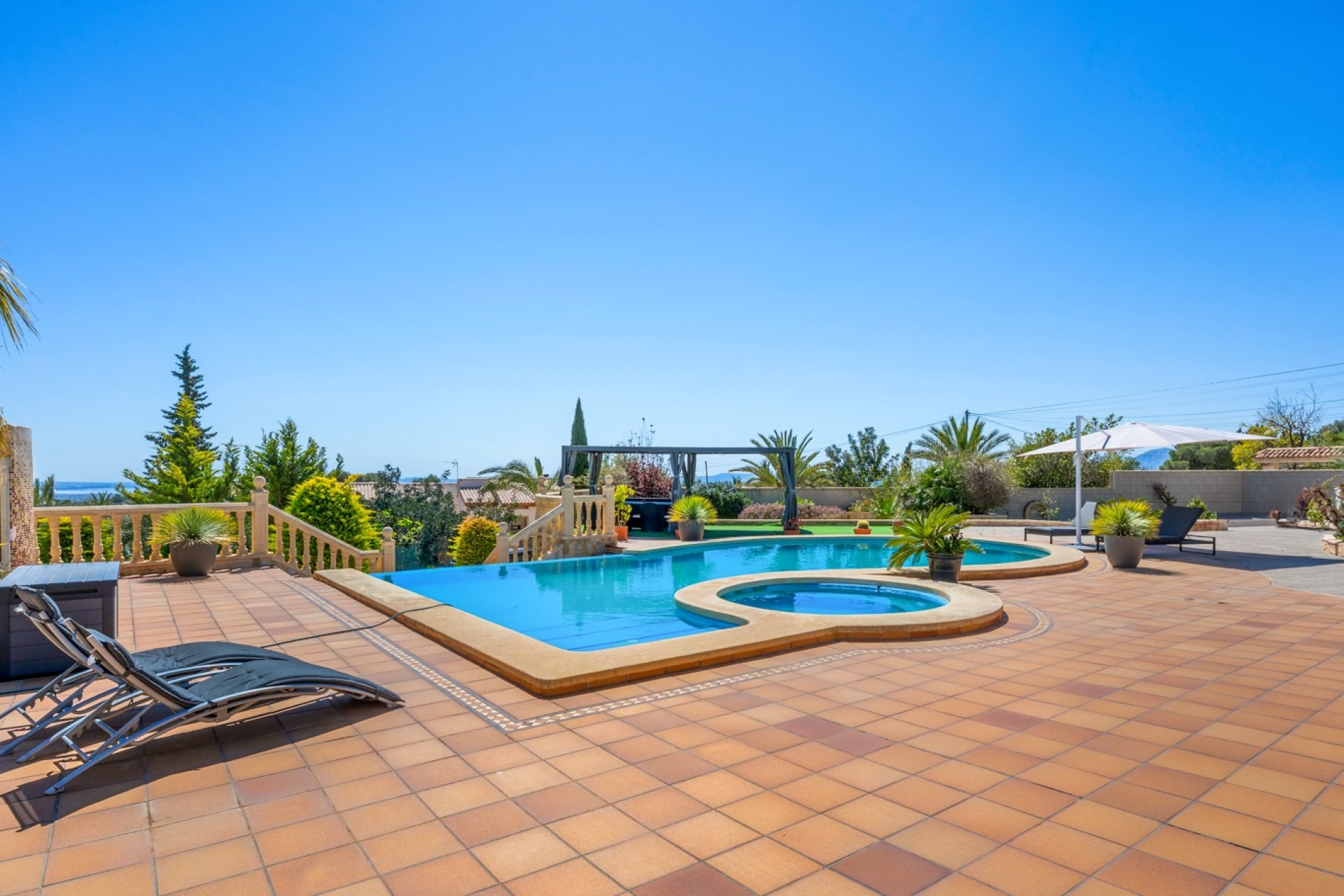 Videresalg - Country estate - Crevillente