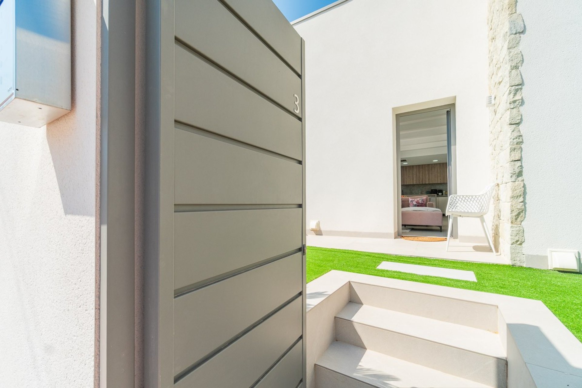 Videresalg - Detached Villa - Orihuela Costa - Villamartin Golf