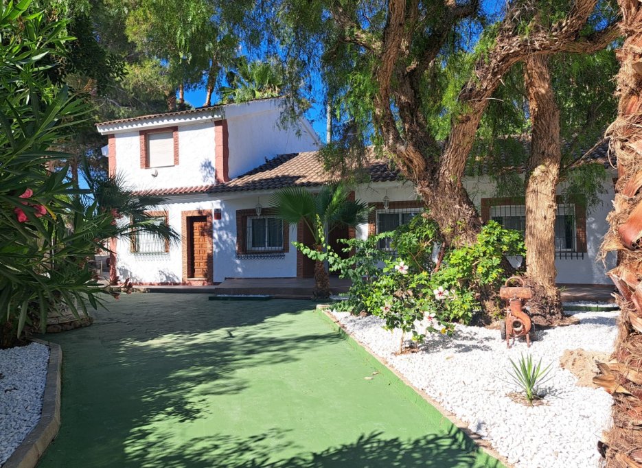Videresalg - Detached Villa - Orihuela