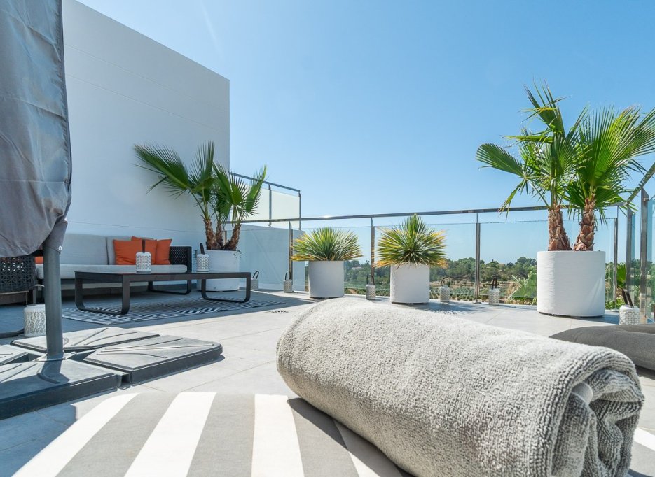 Videresalg - Duplex Penthouse - Villamartin - La fuente