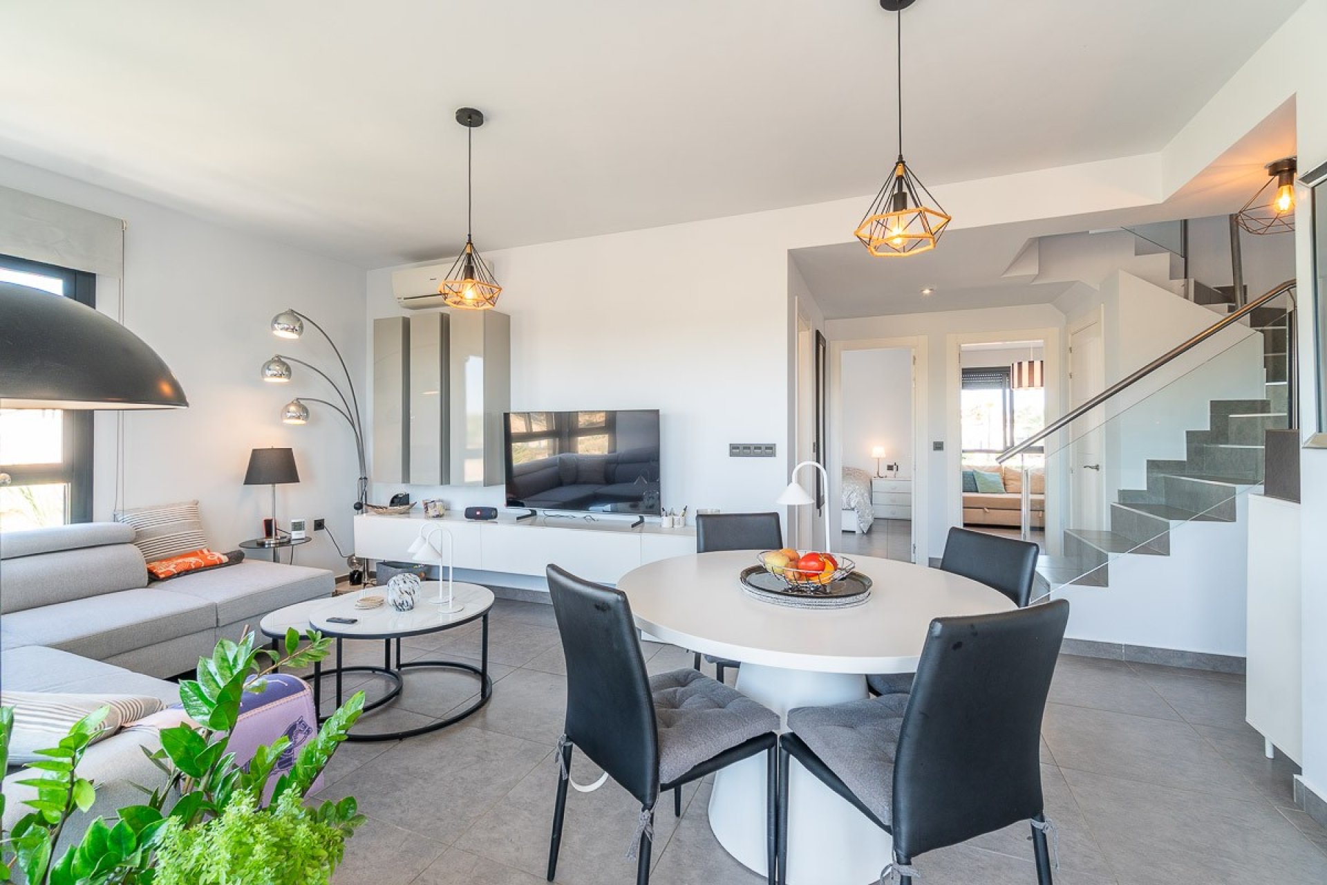 Videresalg - Duplex Penthouse - Villamartin - La fuente