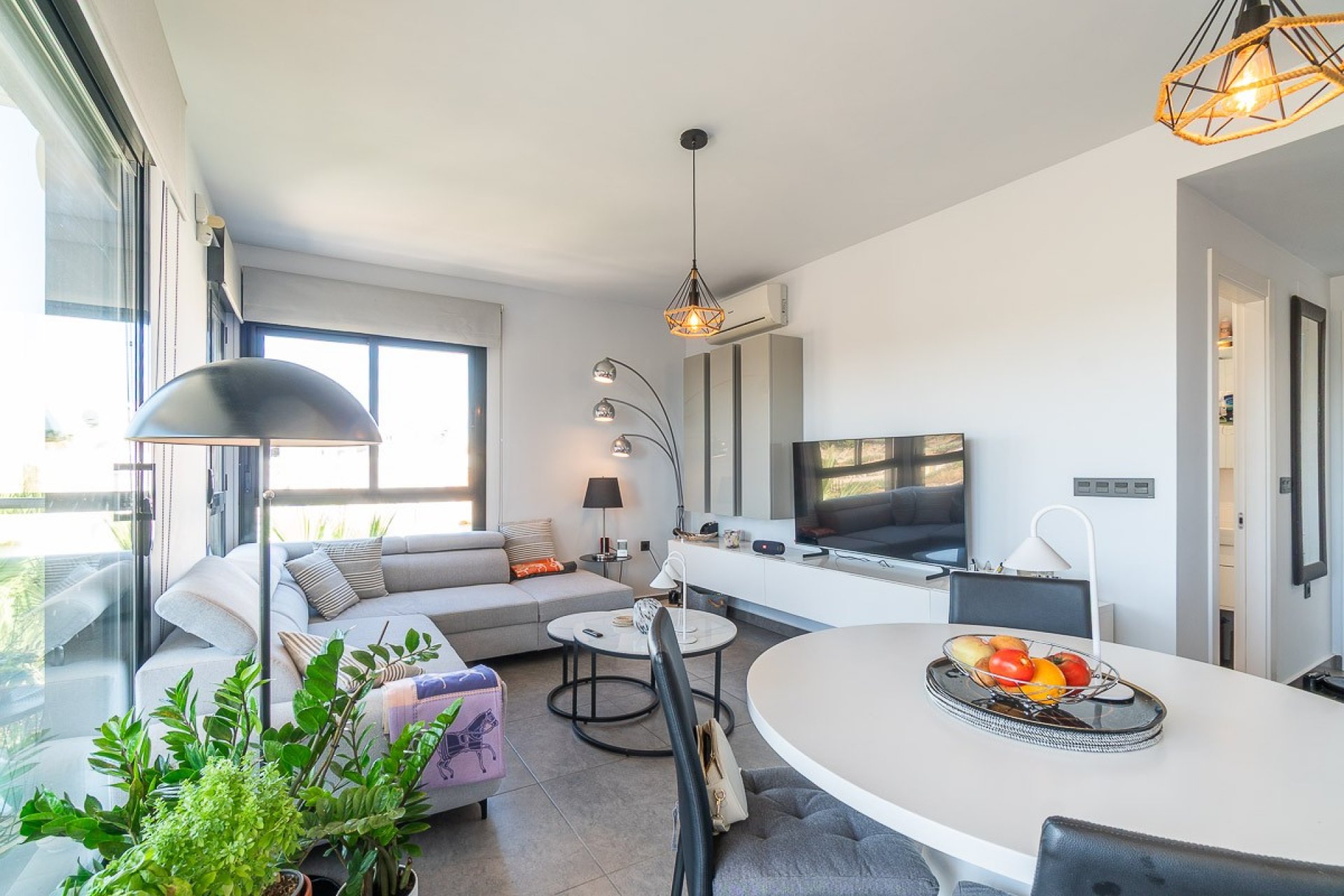 Videresalg - Duplex Penthouse - Villamartin - La fuente