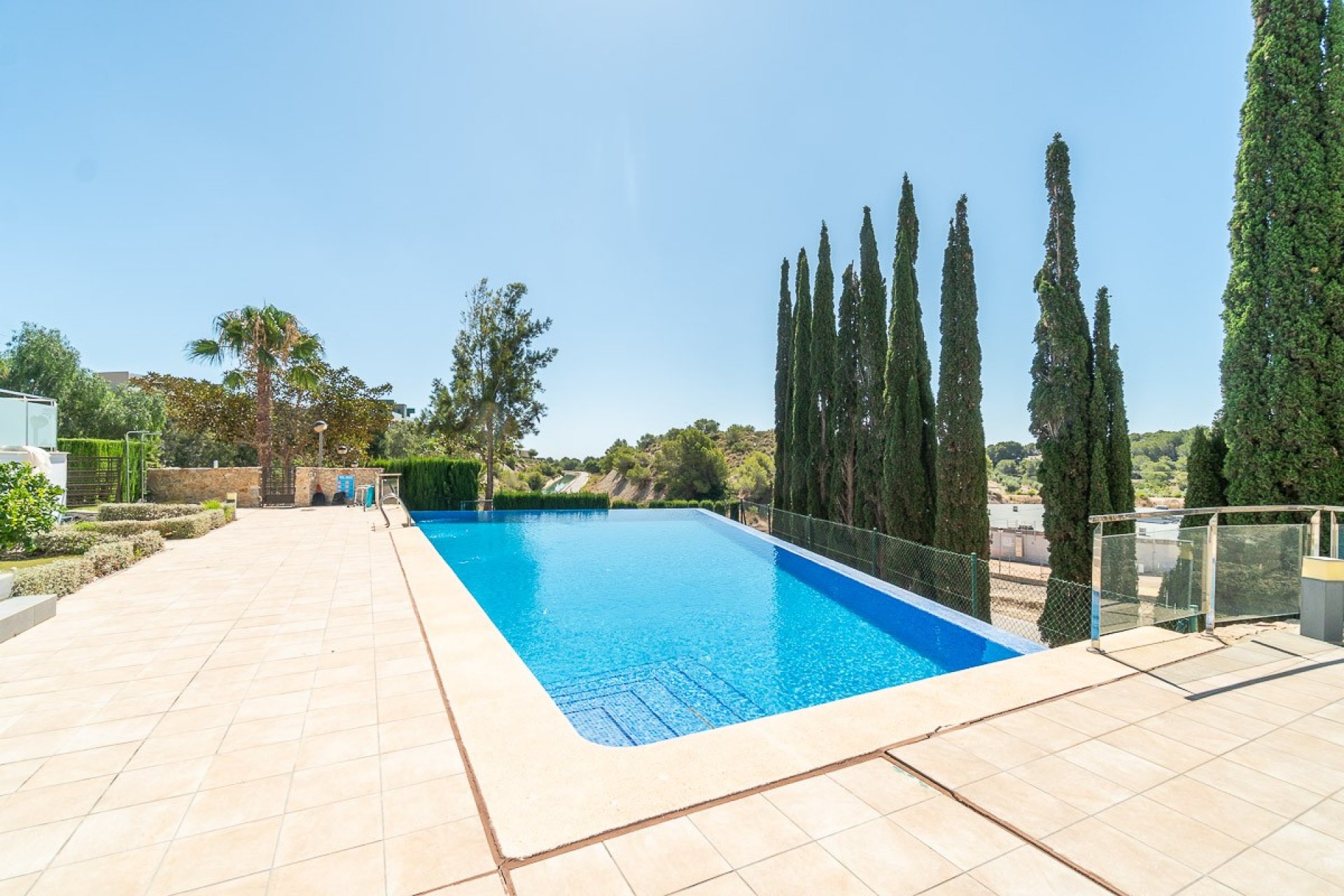 Videresalg - Duplex Penthouse - Villamartin - La fuente