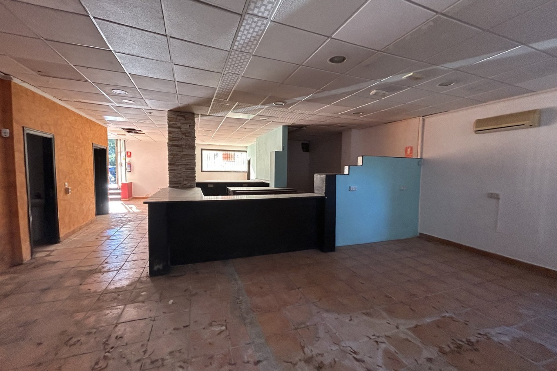 Videresalg - Kommersiell - Villamartín