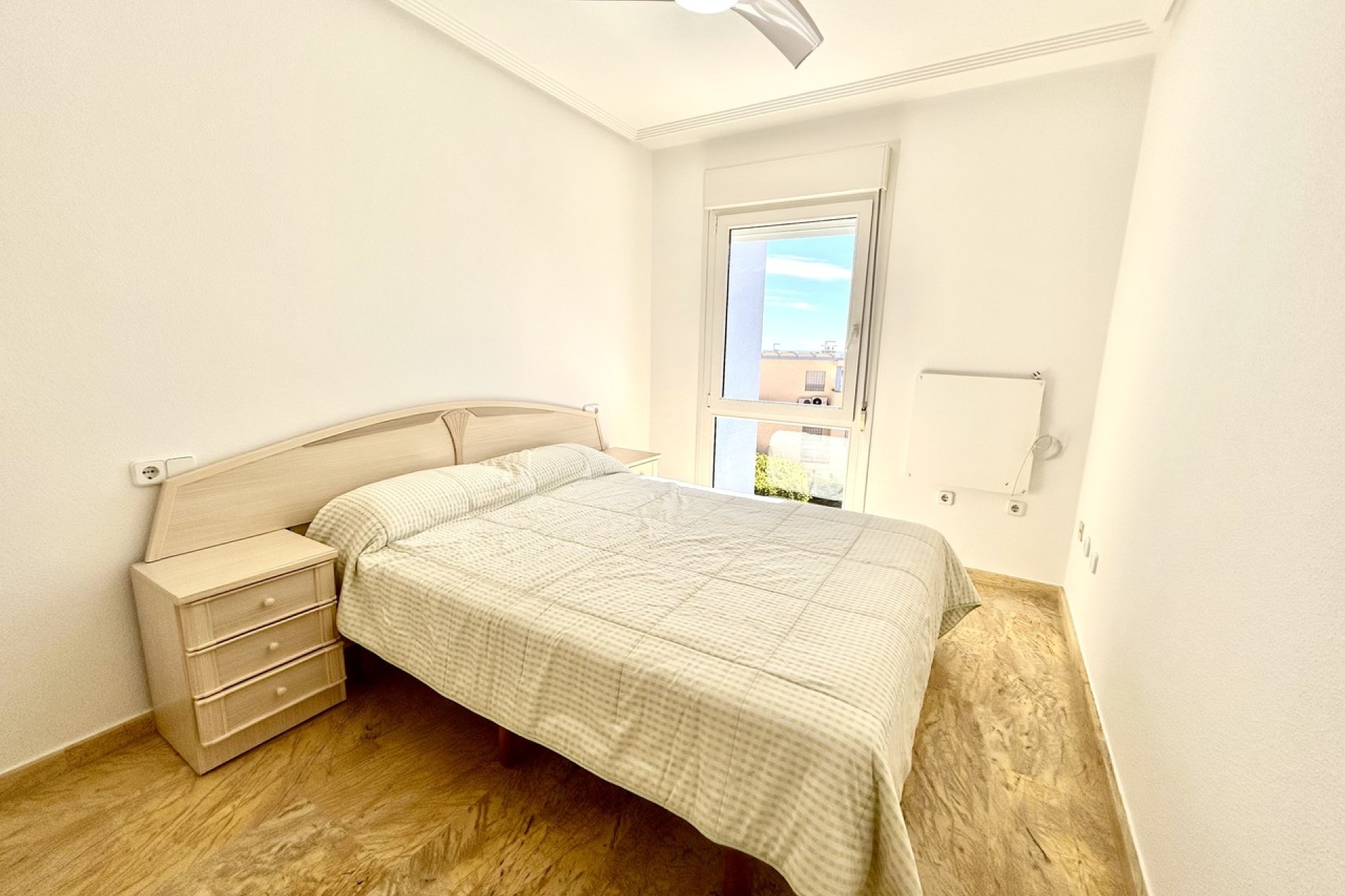 Videresalg - Rekkehus - Cabo Roig