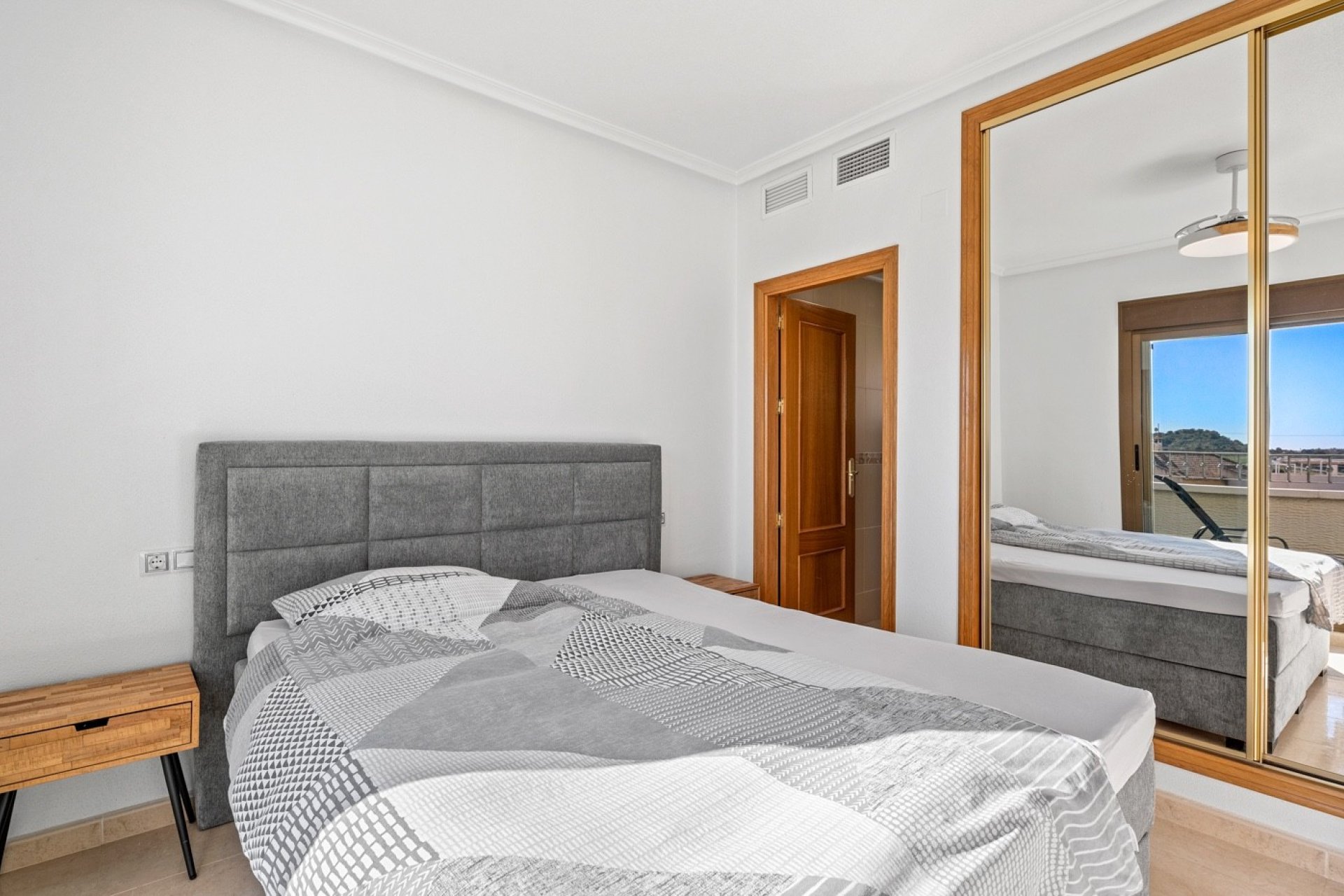 Videresalg - Rekkehus - San Miguel de Salinas