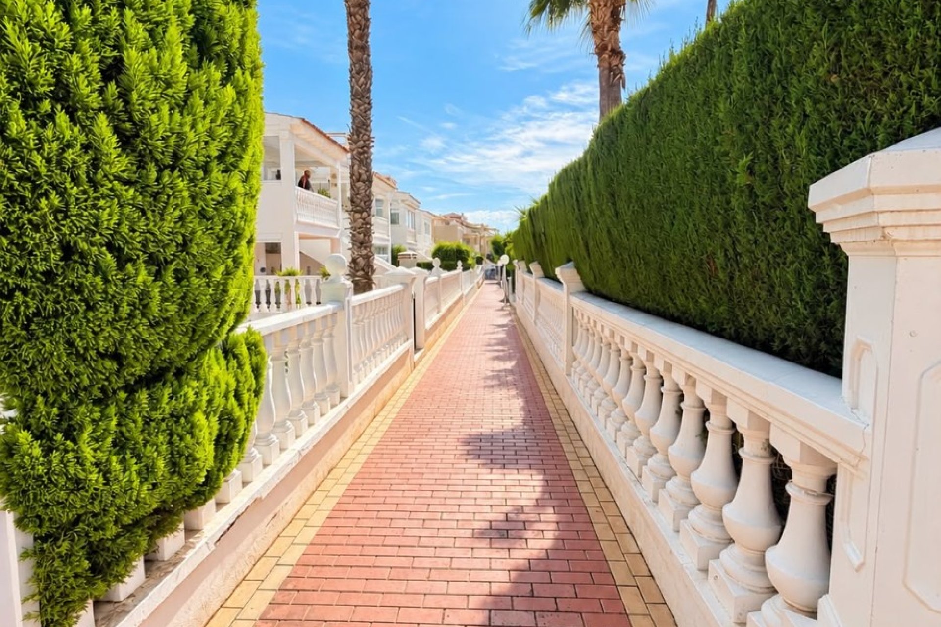 Videresalg - Semi - Detached Villa - Alicante - La Florida