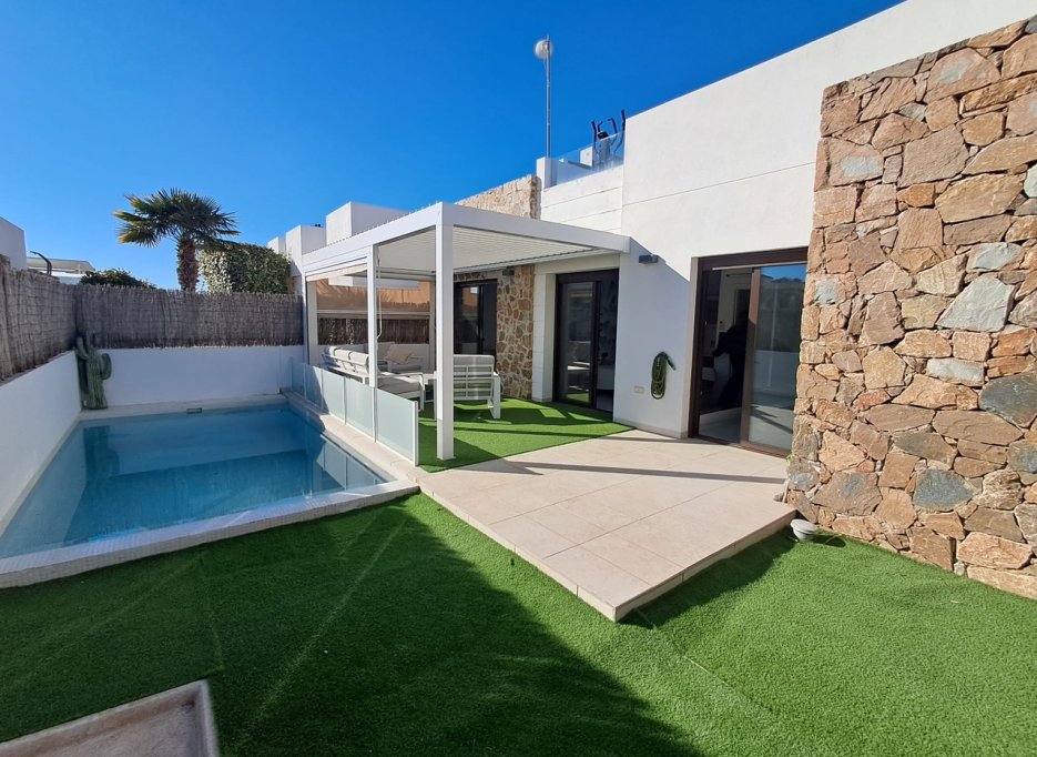 Videresalg - Villa - Cabo Roig