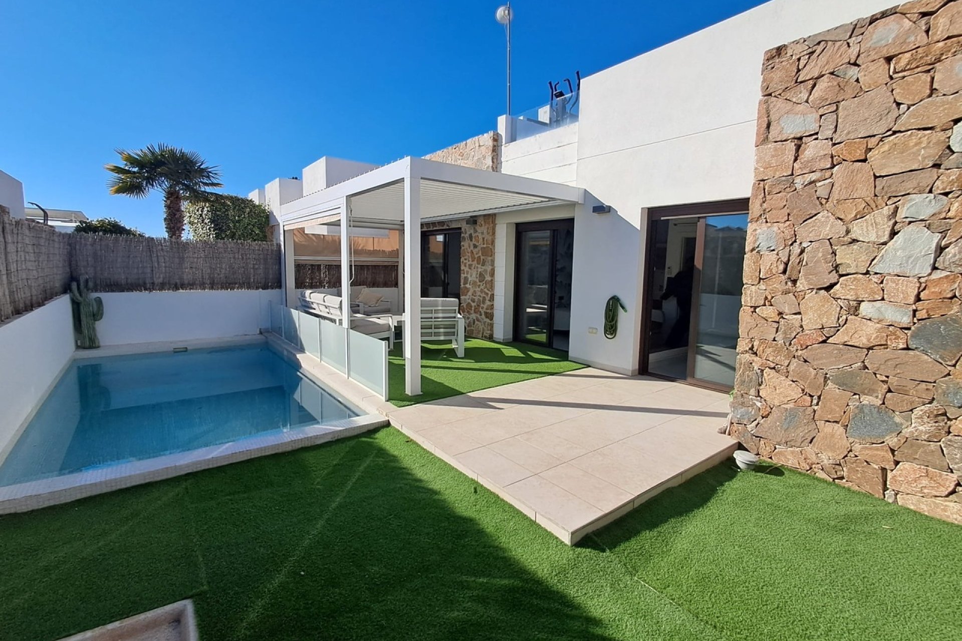 Videresalg - Villa - Cabo Roig