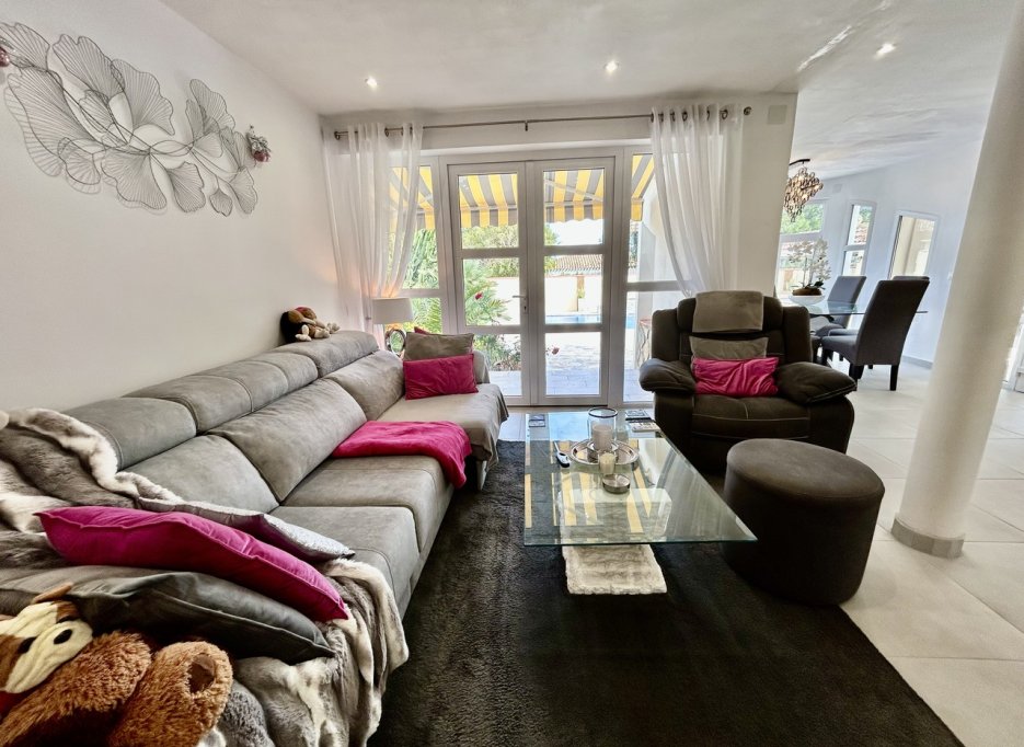 Videresalg - Villa - Cabo Roig