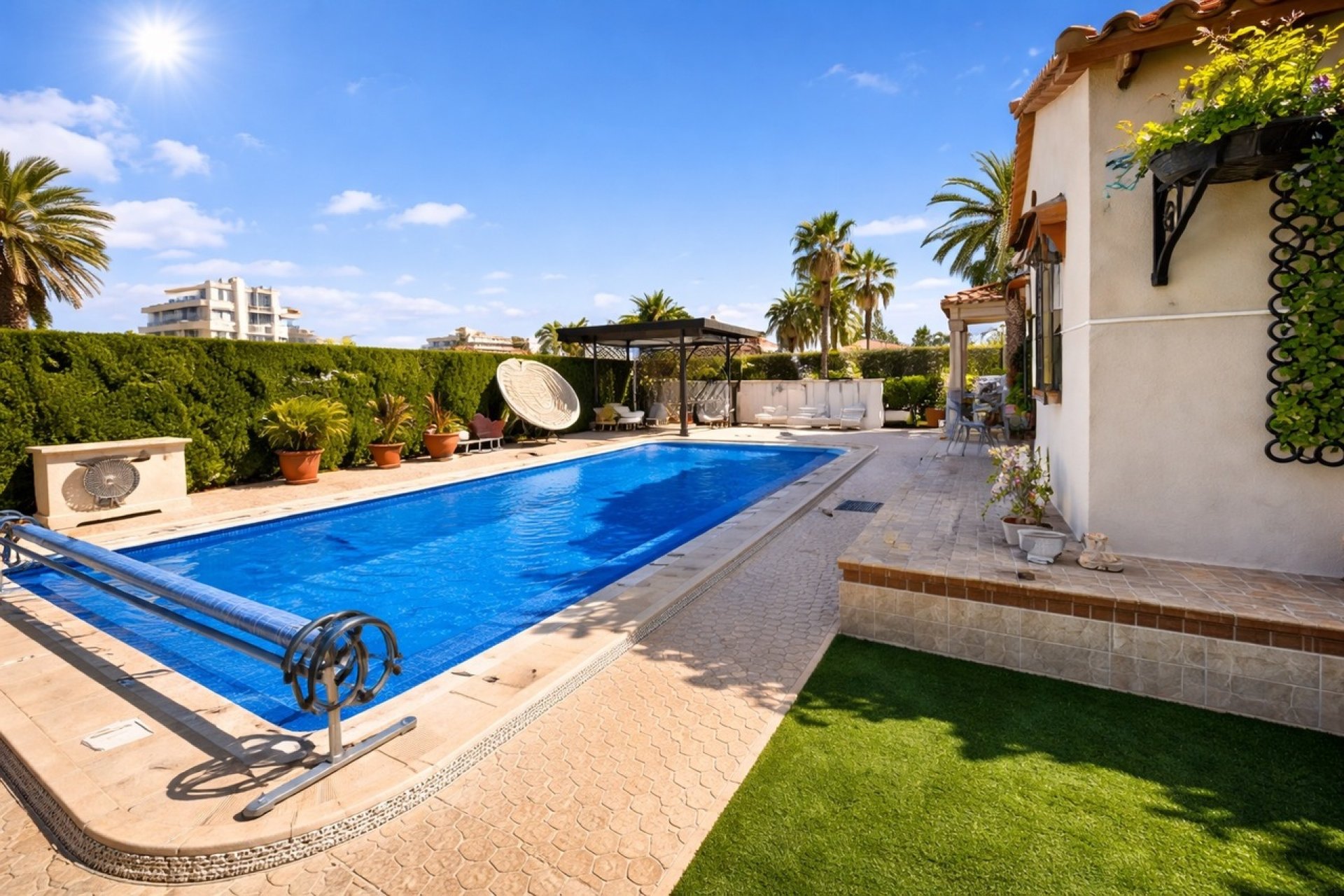Videresalg - Villa - Cabo Roig