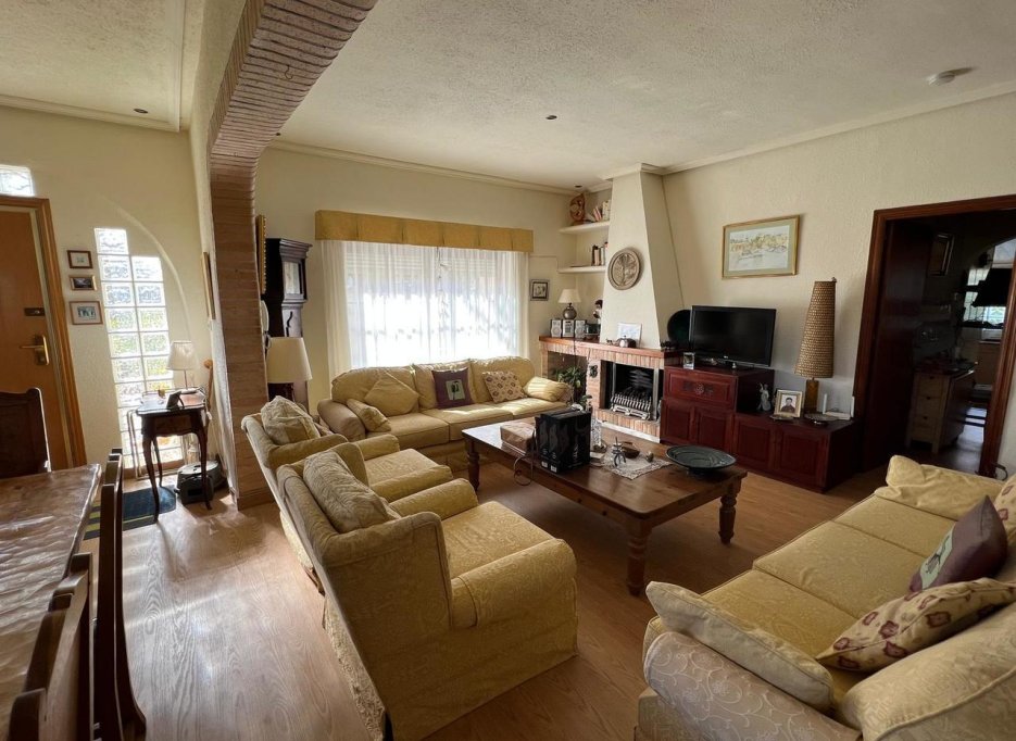 Videresalg - Villa - Cabo Roig