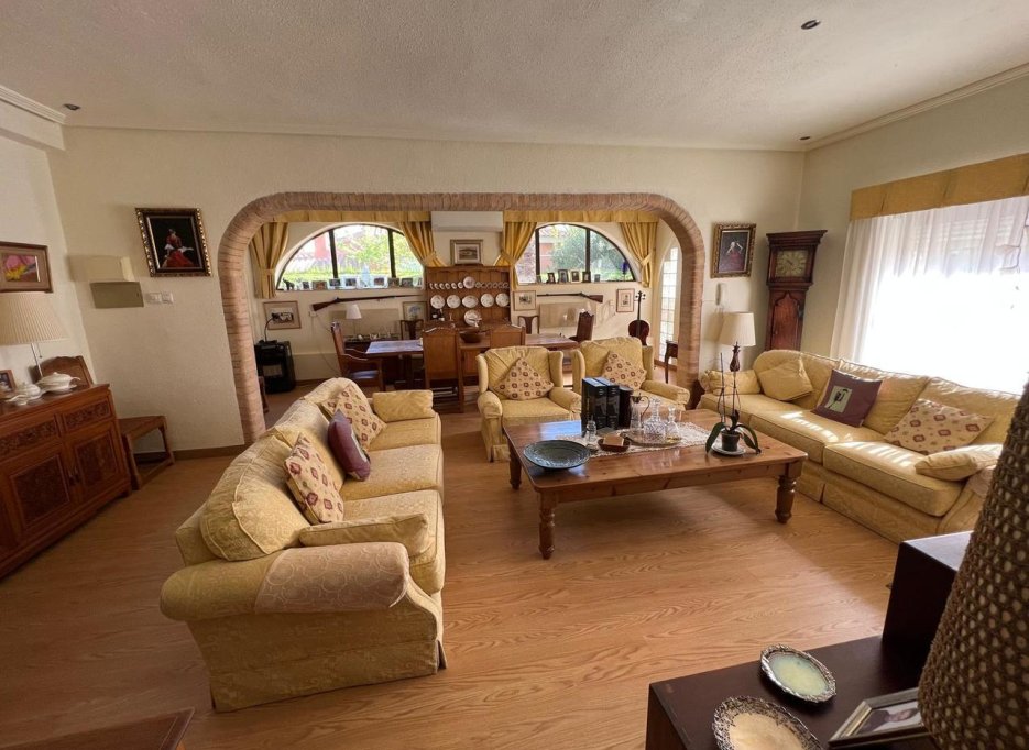 Videresalg - Villa - Cabo Roig