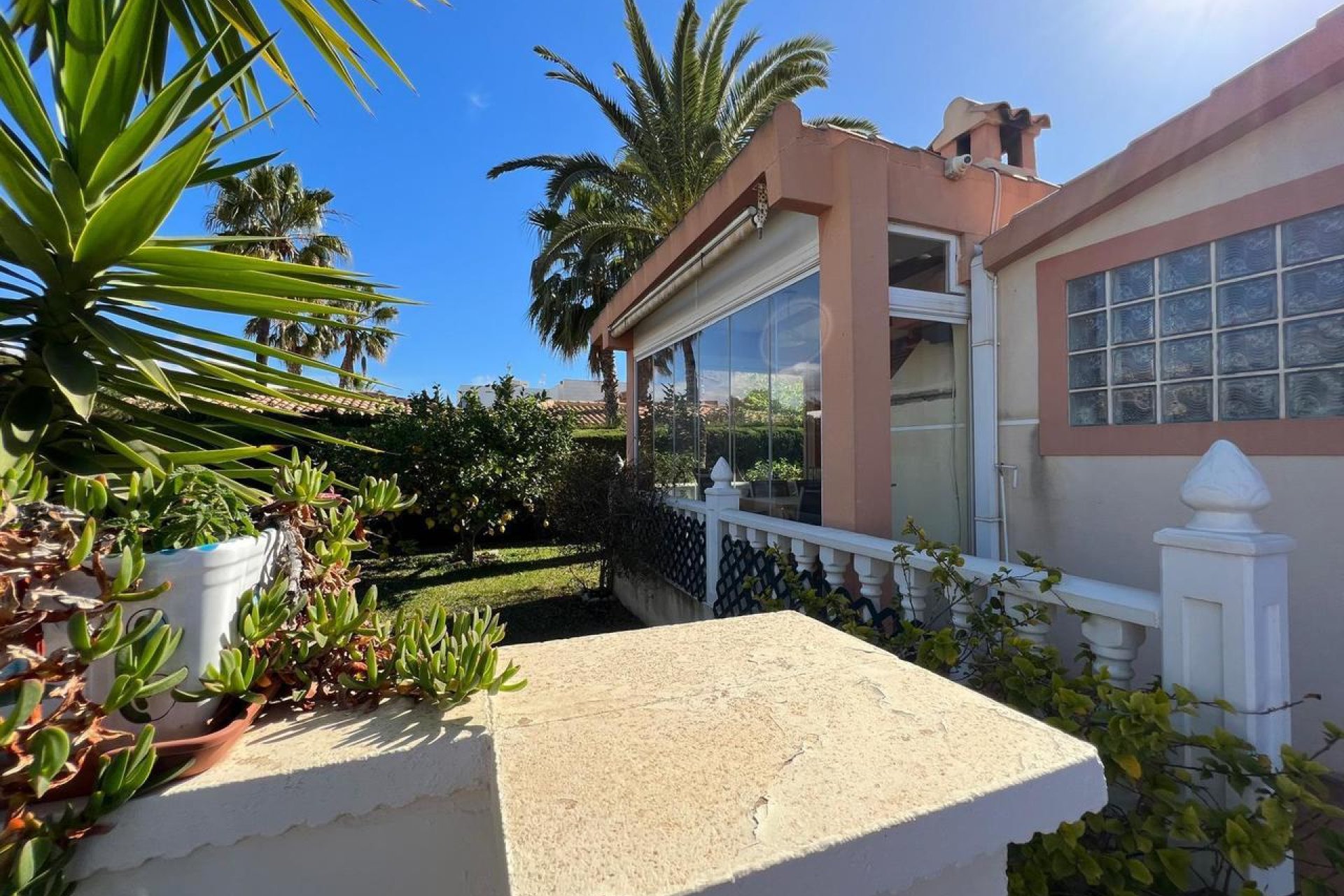 Videresalg - Villa - Cabo Roig