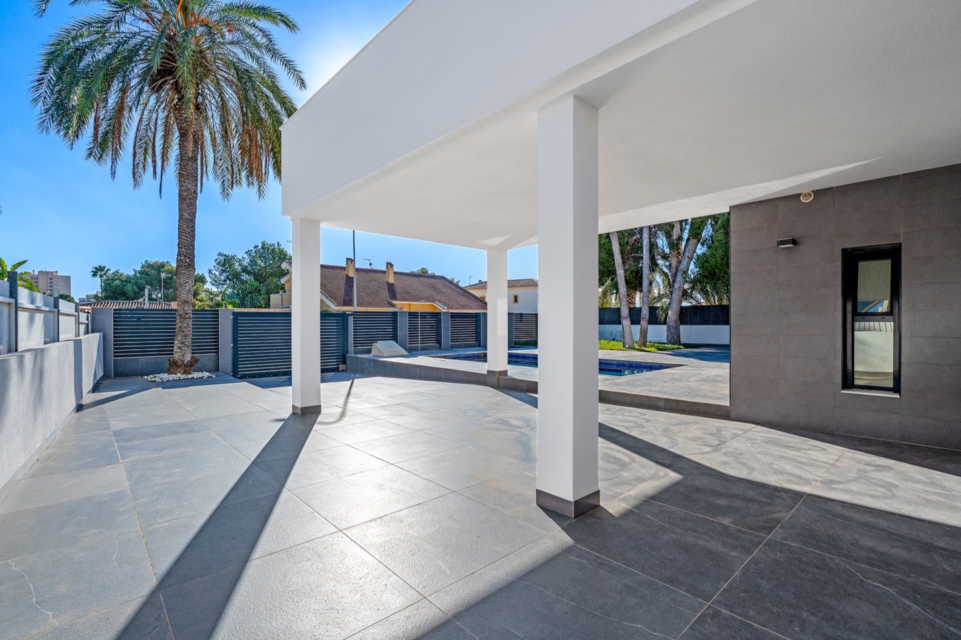 Videresalg - Villa - Campoamor