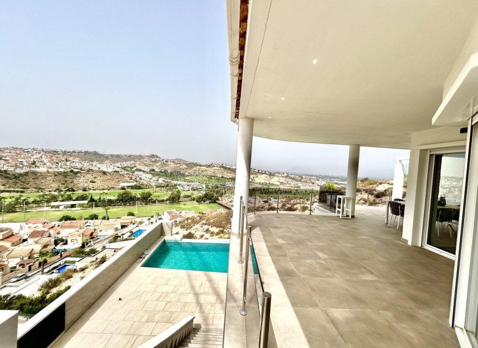 Videresalg - Villa - Ciudad Quesada