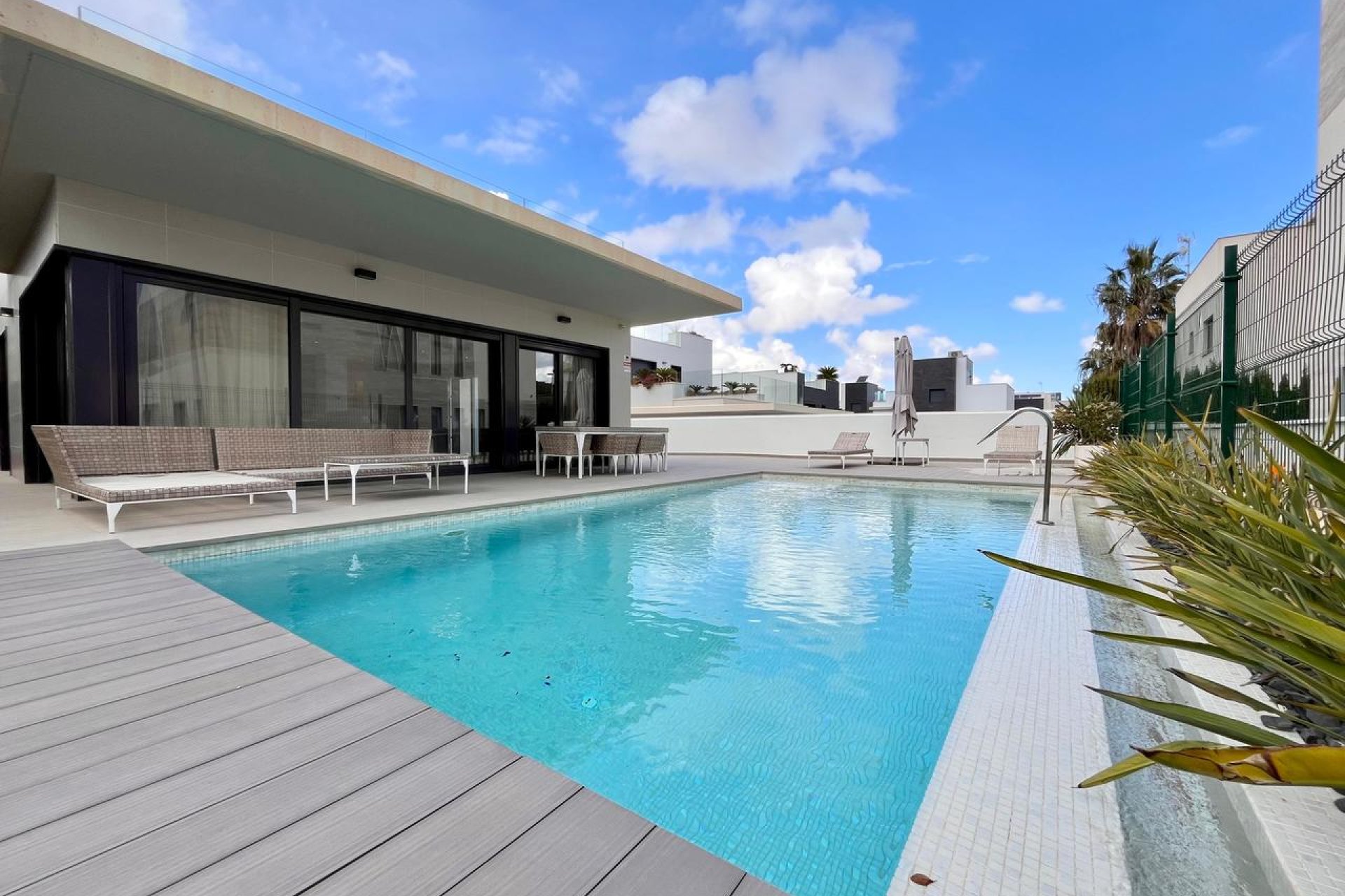 Videresalg - Villa - Dehesa De Campoamor
