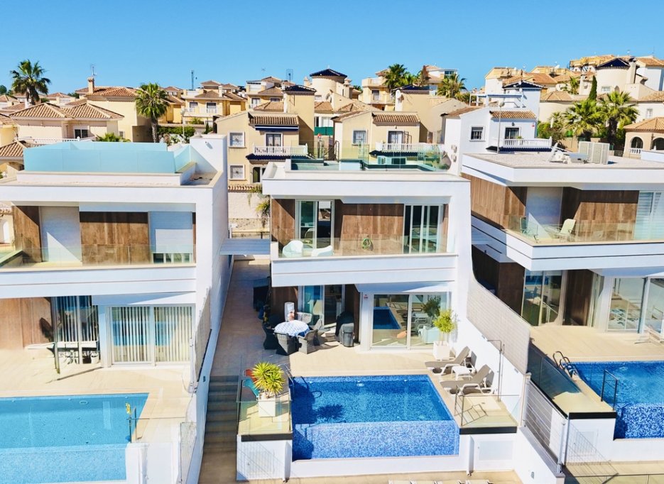 Videresalg - Villa - Dehesa De Campoamor