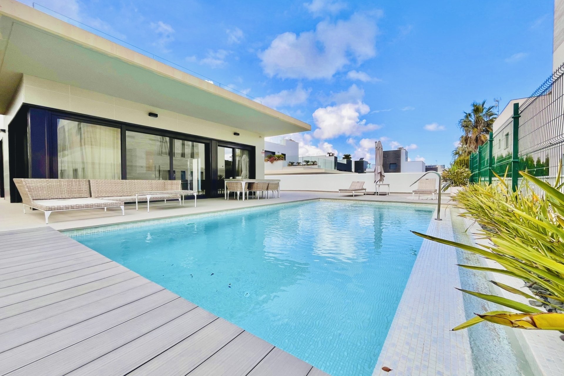 Videresalg - Villa - Dehesa De Campoamor