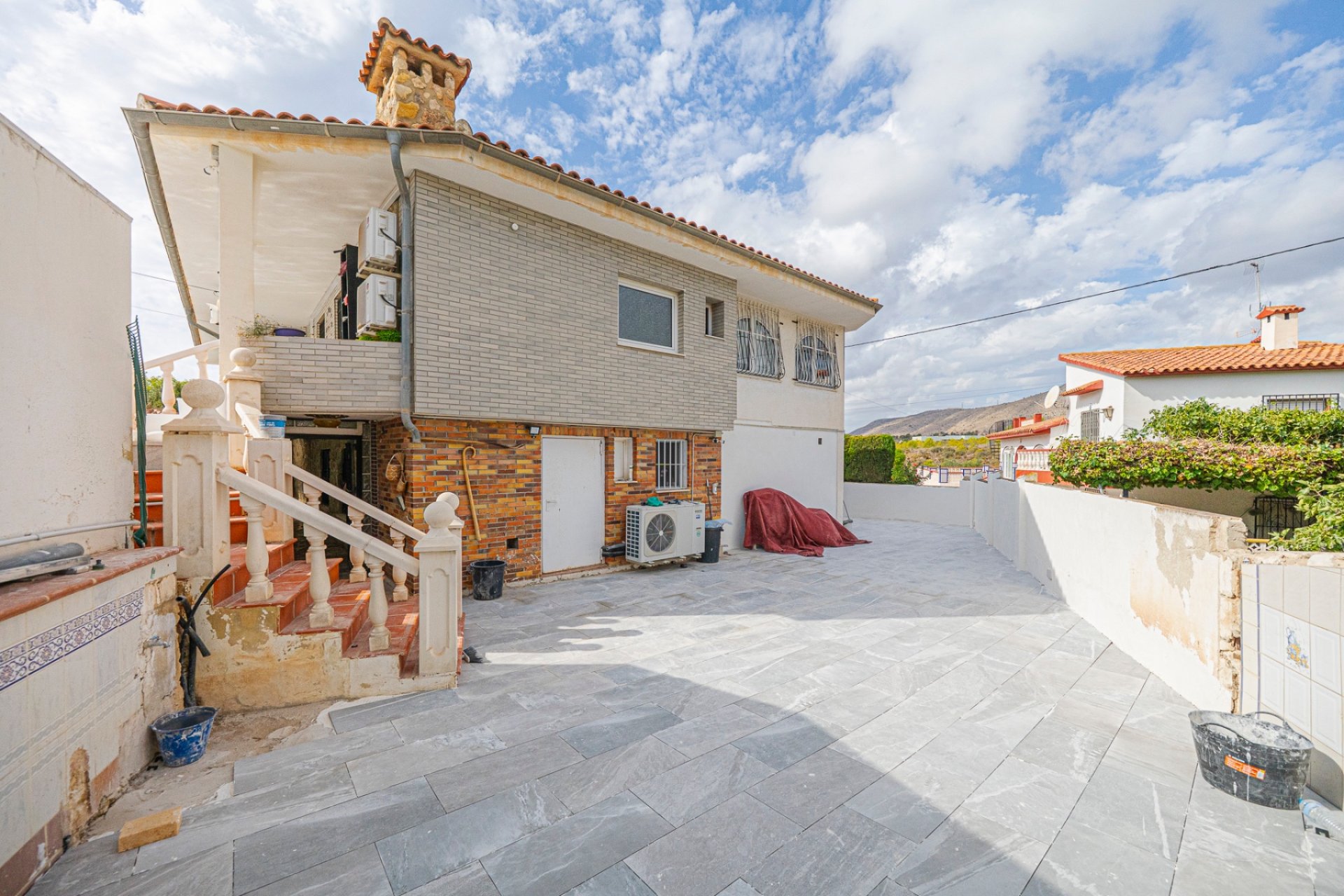 Videresalg - Villa - La Nucía - Panorama